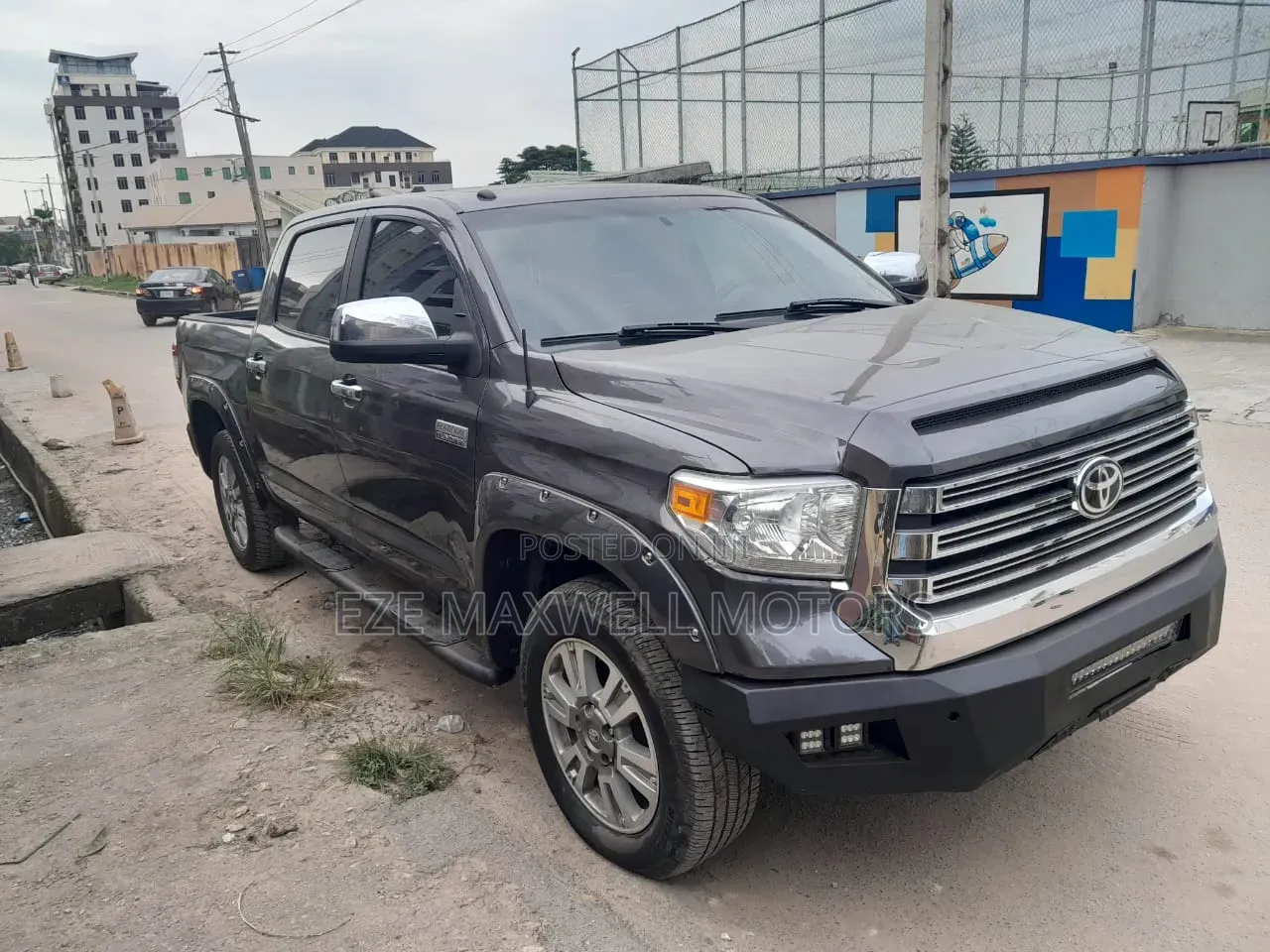 Toyota Tundra 2016 Gray