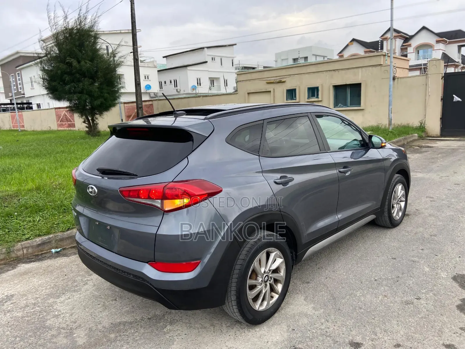Hyundai Tucson SE Plus AWD 2017 Gray