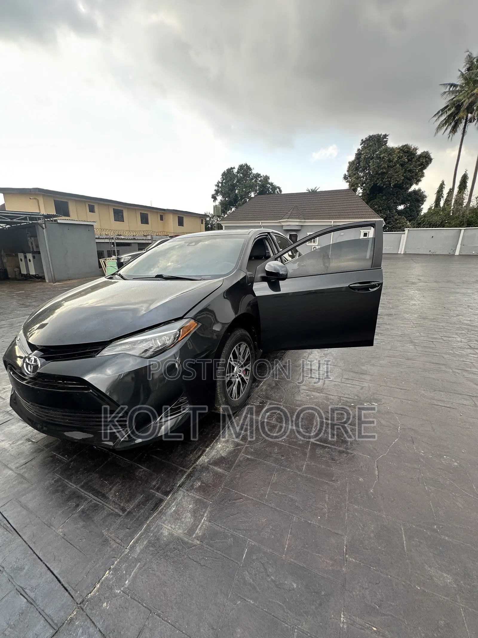 Toyota Corolla 2018 Black