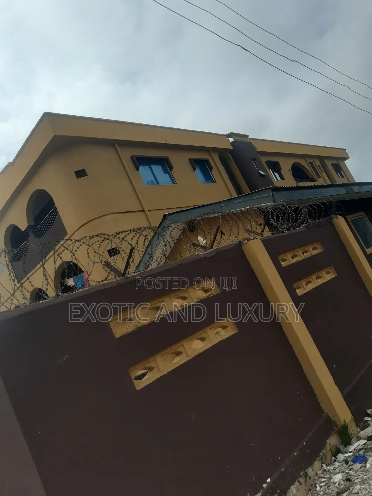 Studio Apartment in Bariga / Shomolu for rent