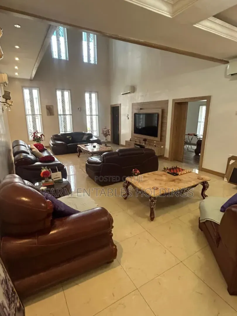 8bdrm Duplex in Oshorun Heritage for sale