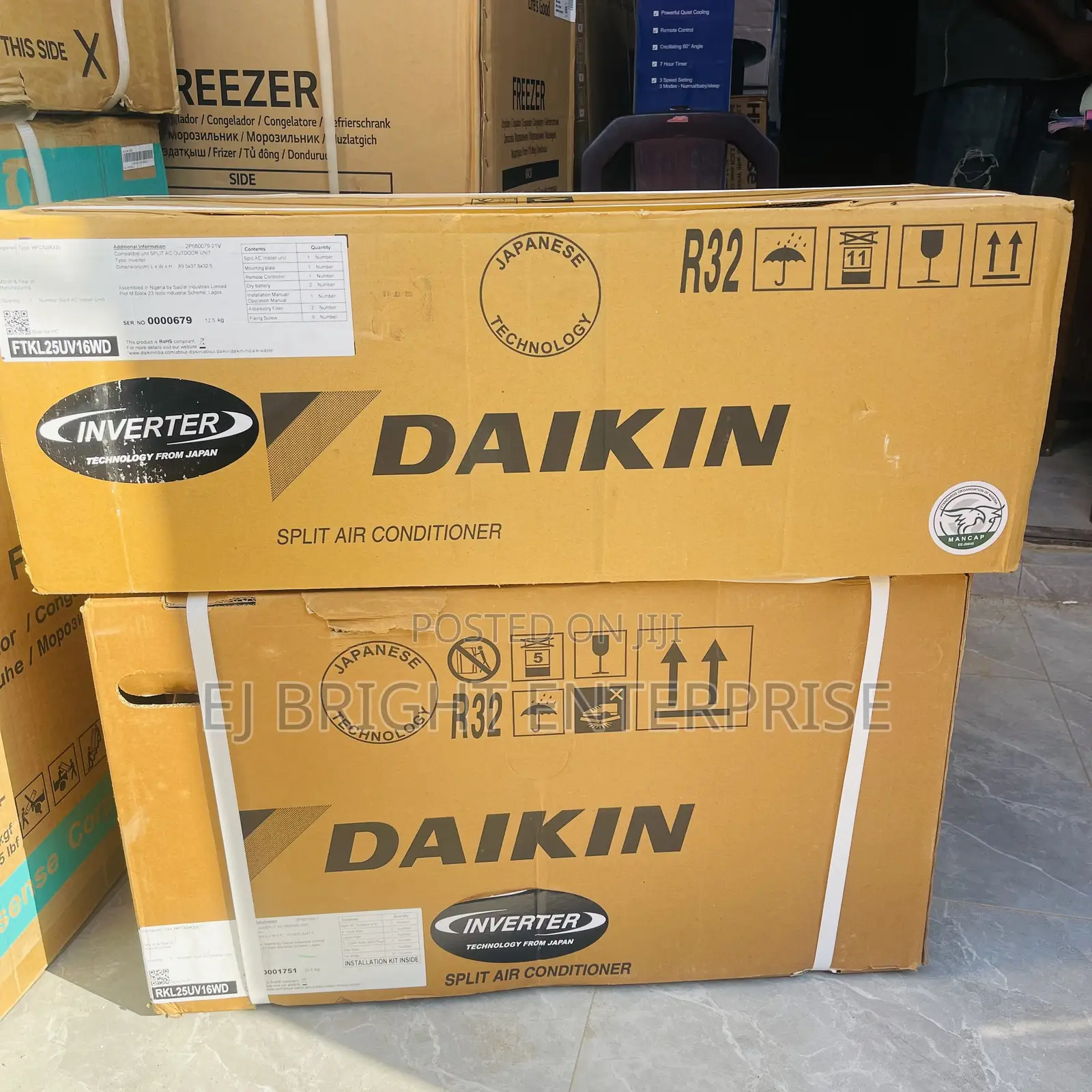 Daikin 1.5HP R32, Split Air Conditioner