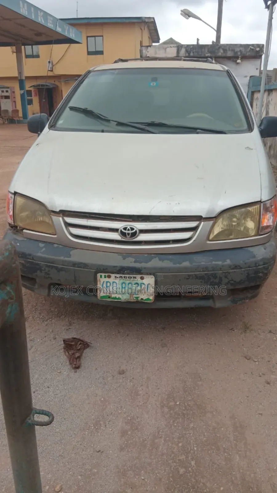Toyota Sienna XLE 2001 Silver