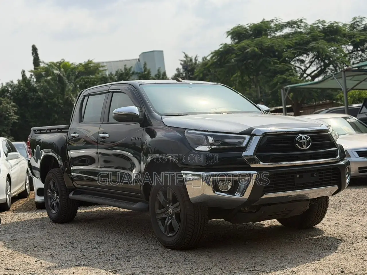New Toyota Hilux 2025 Black