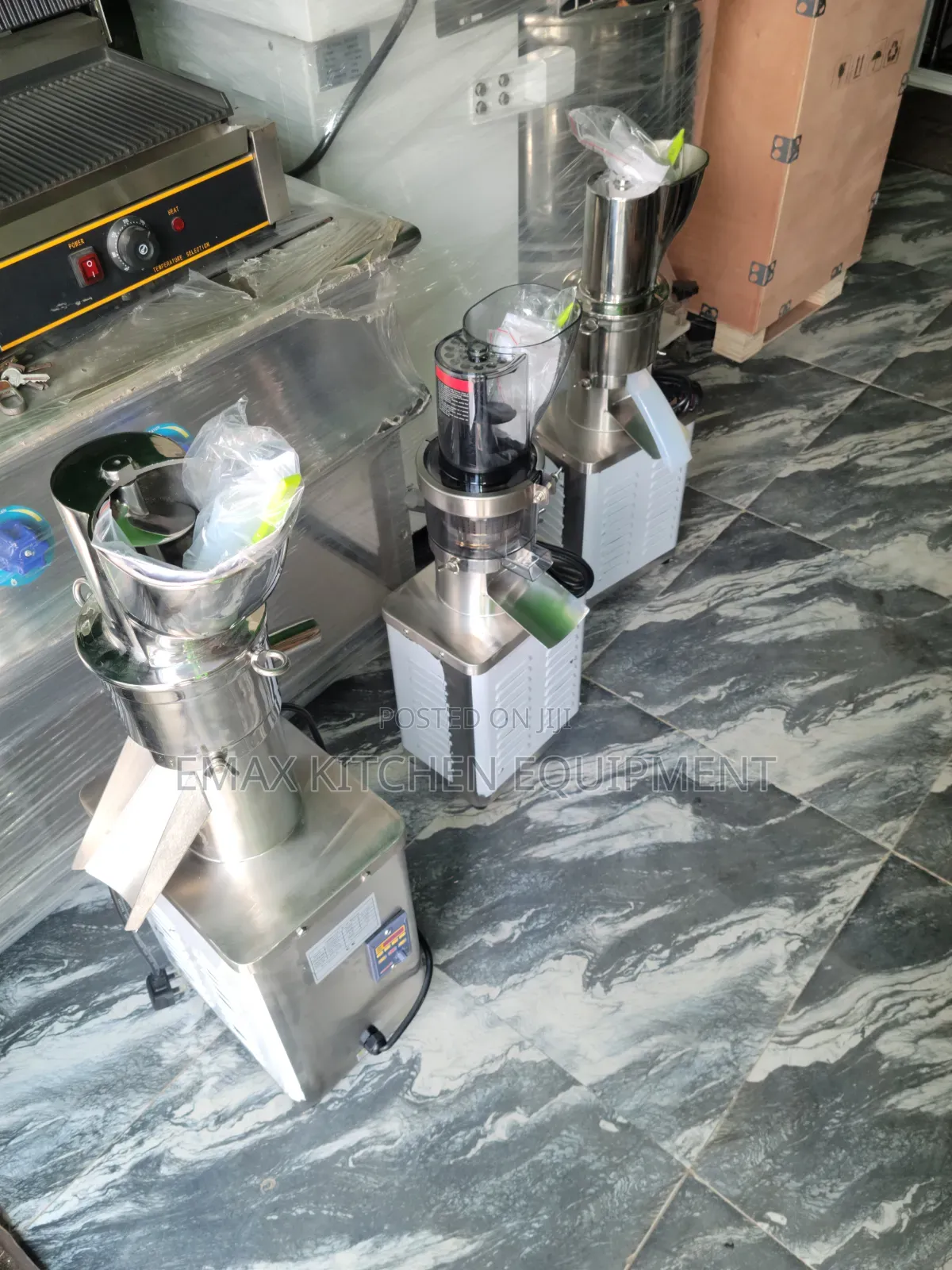 Commercial Juice Extractor Machine