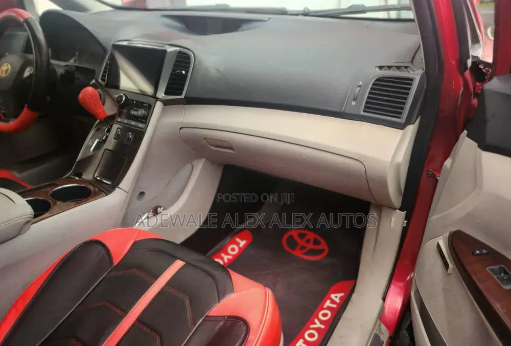 Toyota Venza 2011 Red