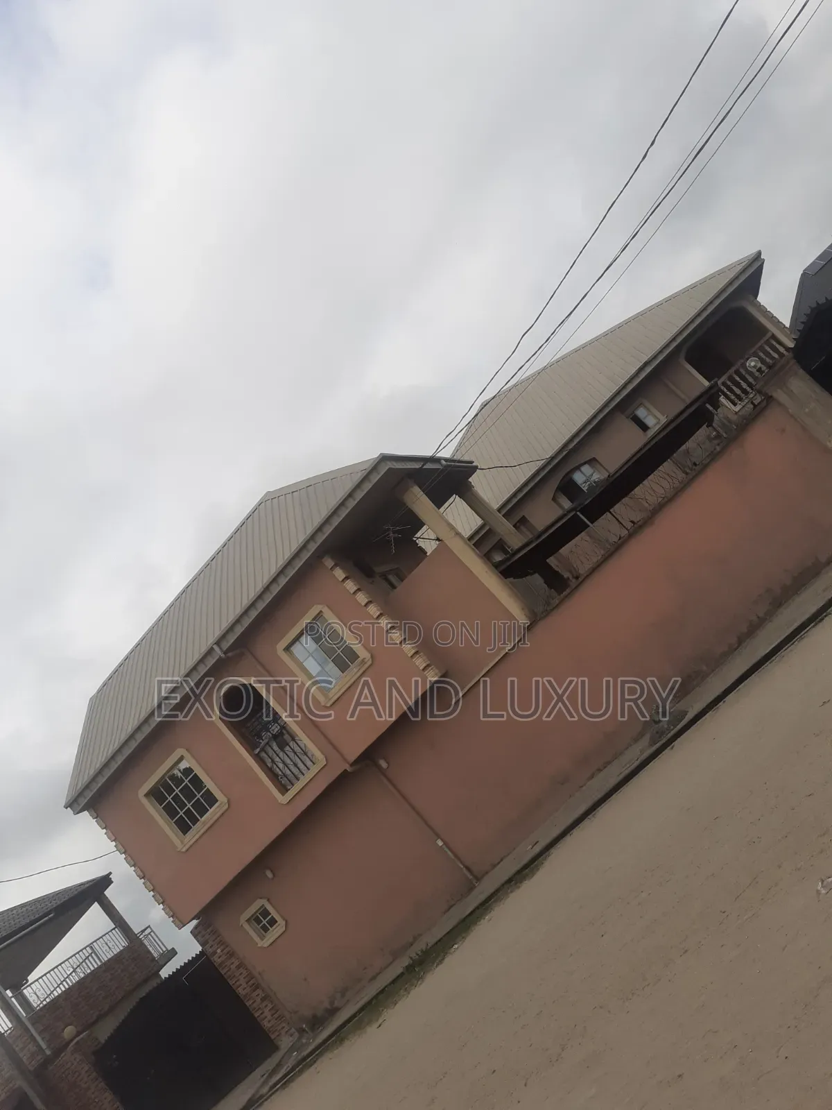 Studio Apartment in Fadeyi for rent