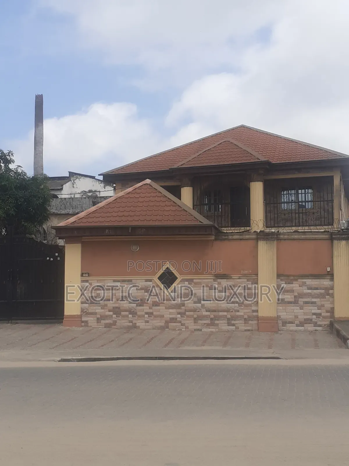 Mini Flat in Adekunle for rent