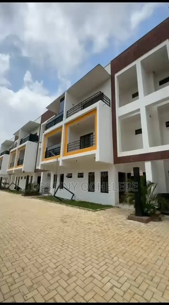 Furnished 4bdrm Duplex in Kado for sale