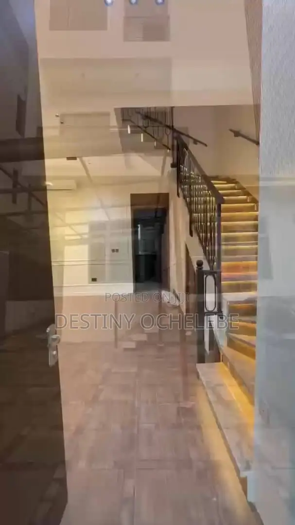 4bdrm Duplex in Katampe for sale