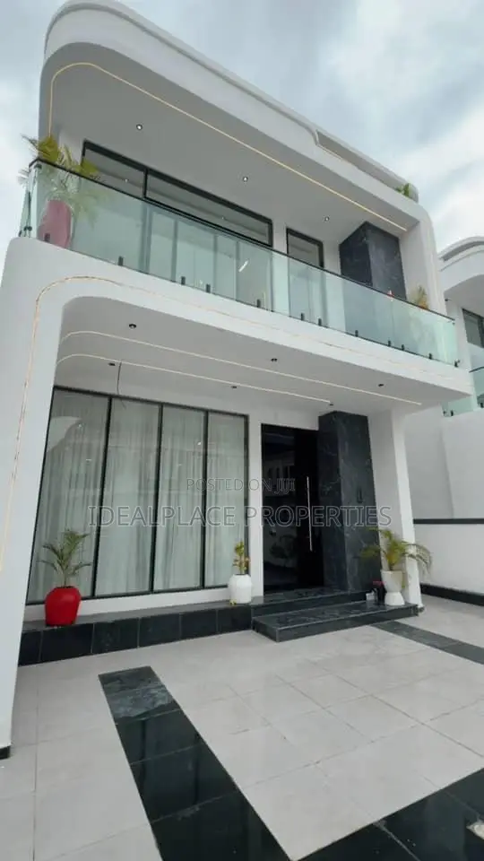 5bdrm Duplex in VGC / Ajah for sale