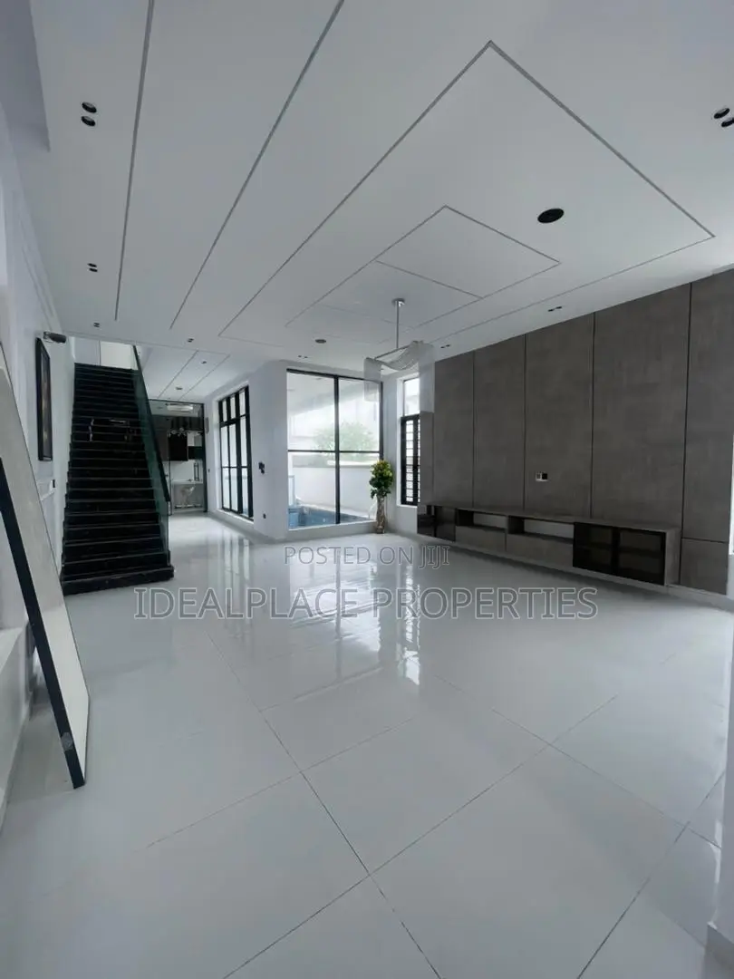 4bdrm Duplex in Lekki for sale