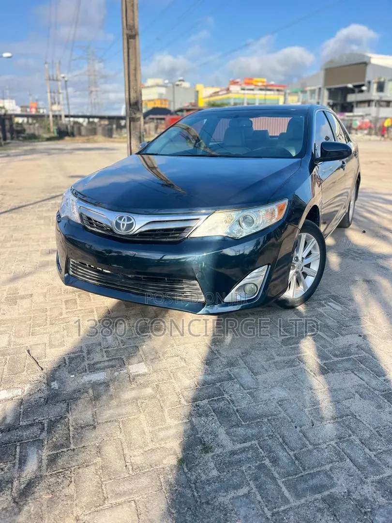 Toyota Camry 2013 Black