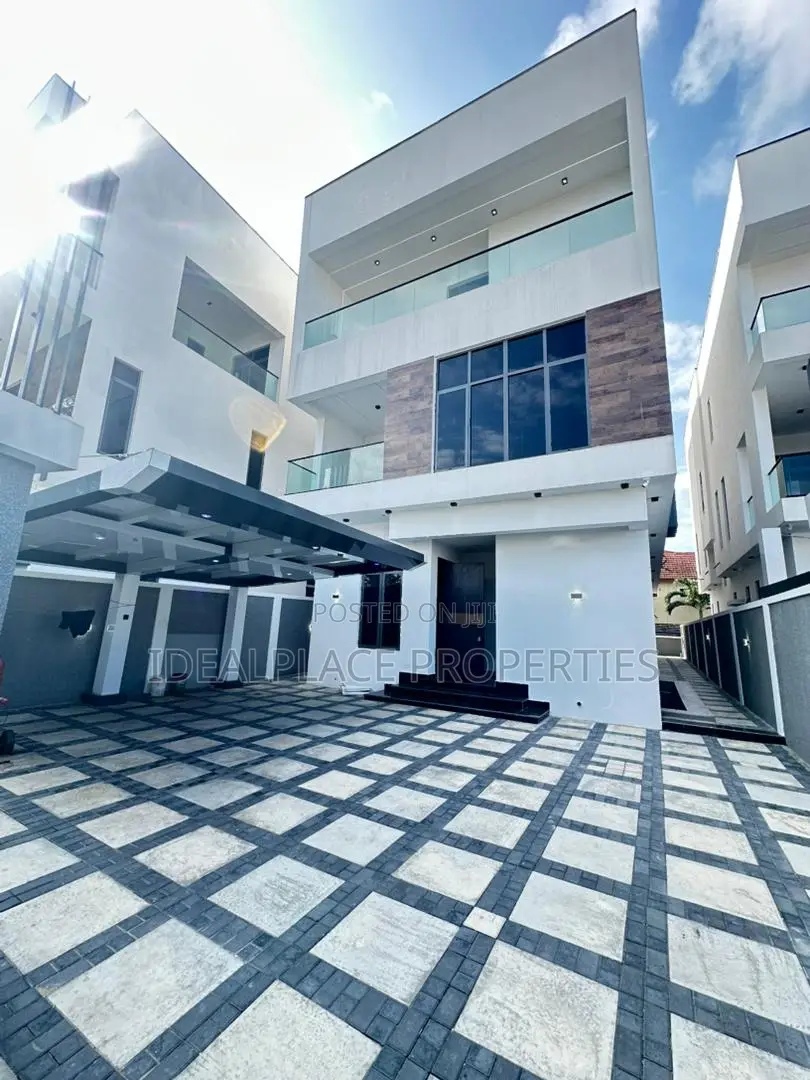 5bdrm Duplex in Lekki Phase 1 for sale