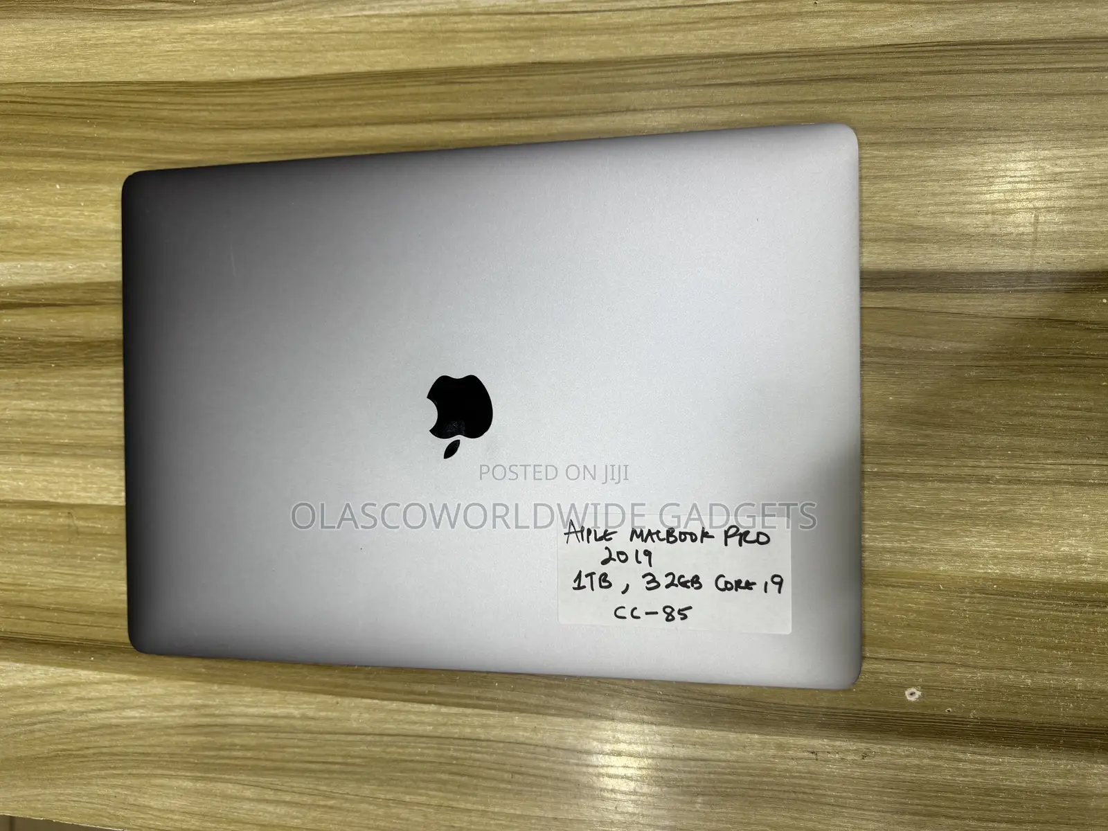 Laptop Apple MacBook Pro 2019 32GB Intel Core i9 SSD 1T