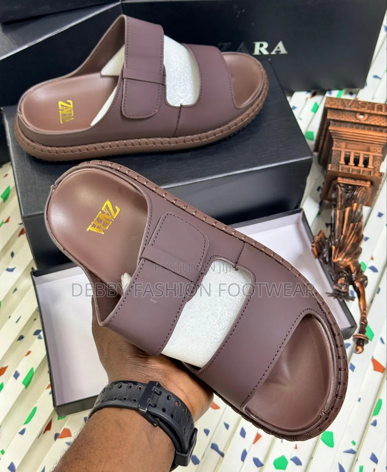 Zara Slides