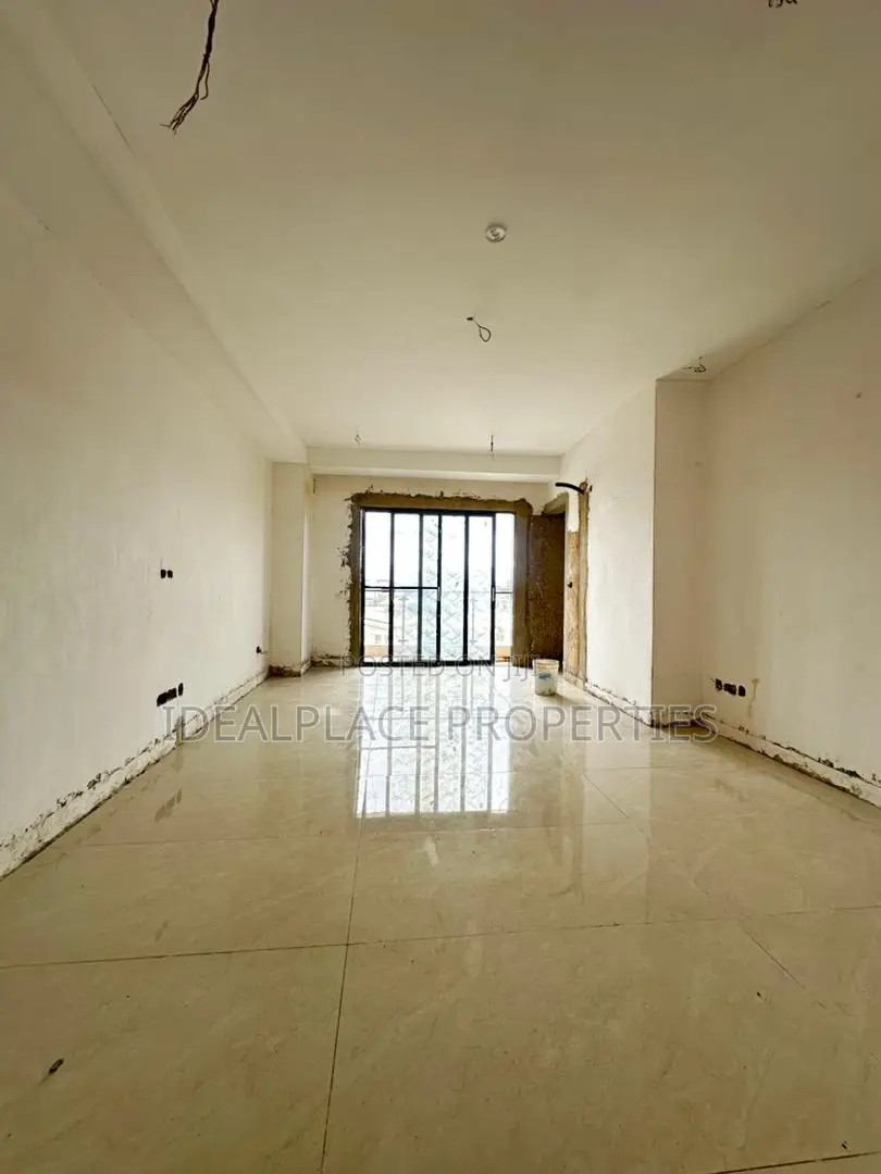 4bdrm Penthouse in Victoria Island for sale