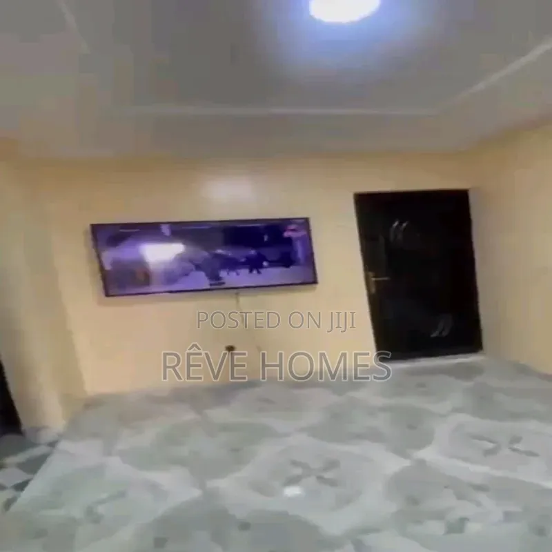 Furnished Mini Flat in Iwaya for rent