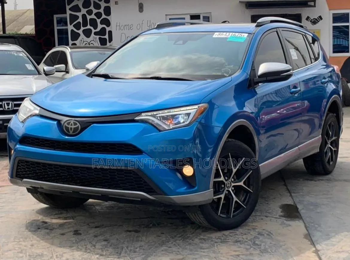 Toyota RAV4 2018 Blue