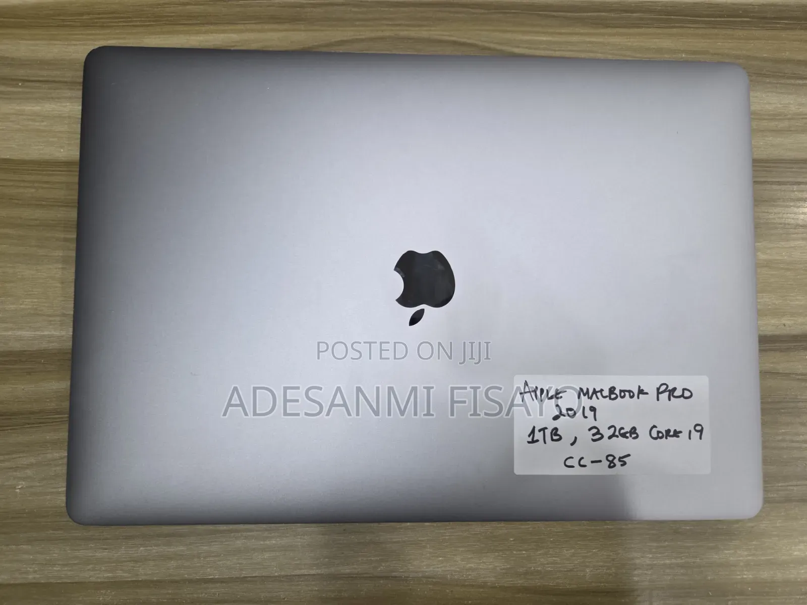 Laptop Apple MacBook 2019 32GB Intel Core i9 SSD 1T