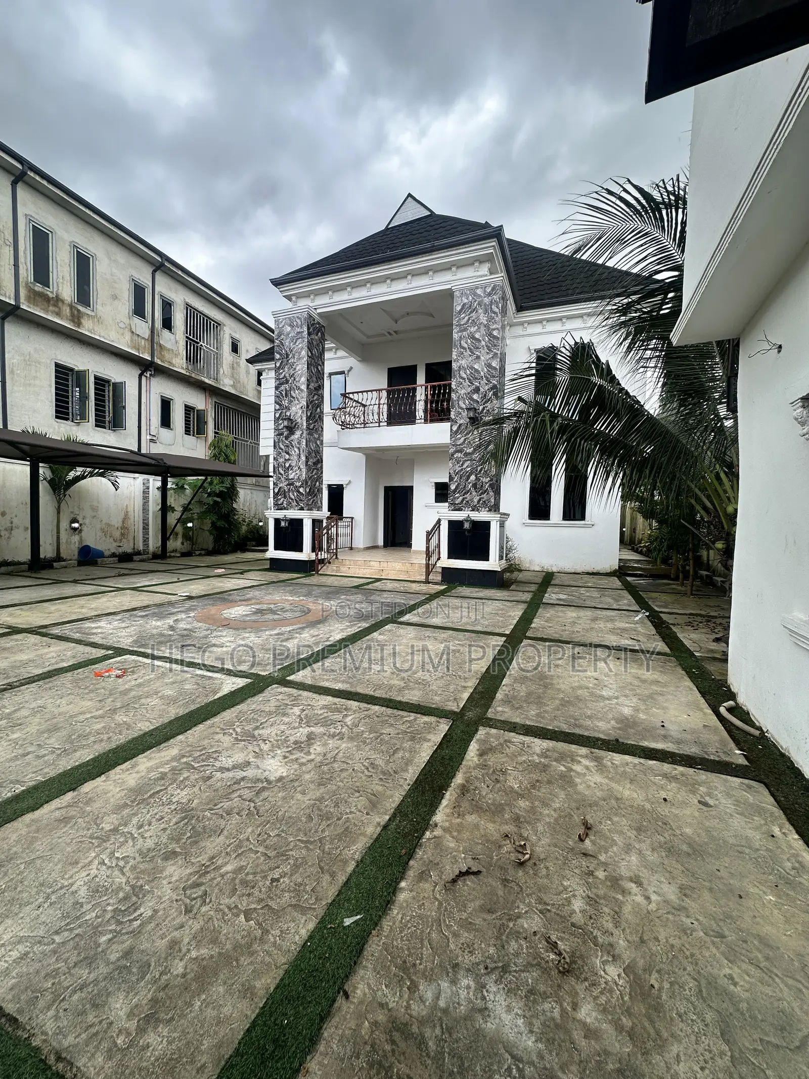 5bdrm Duplex in Zoin Estate, Obio-Akpor for sale