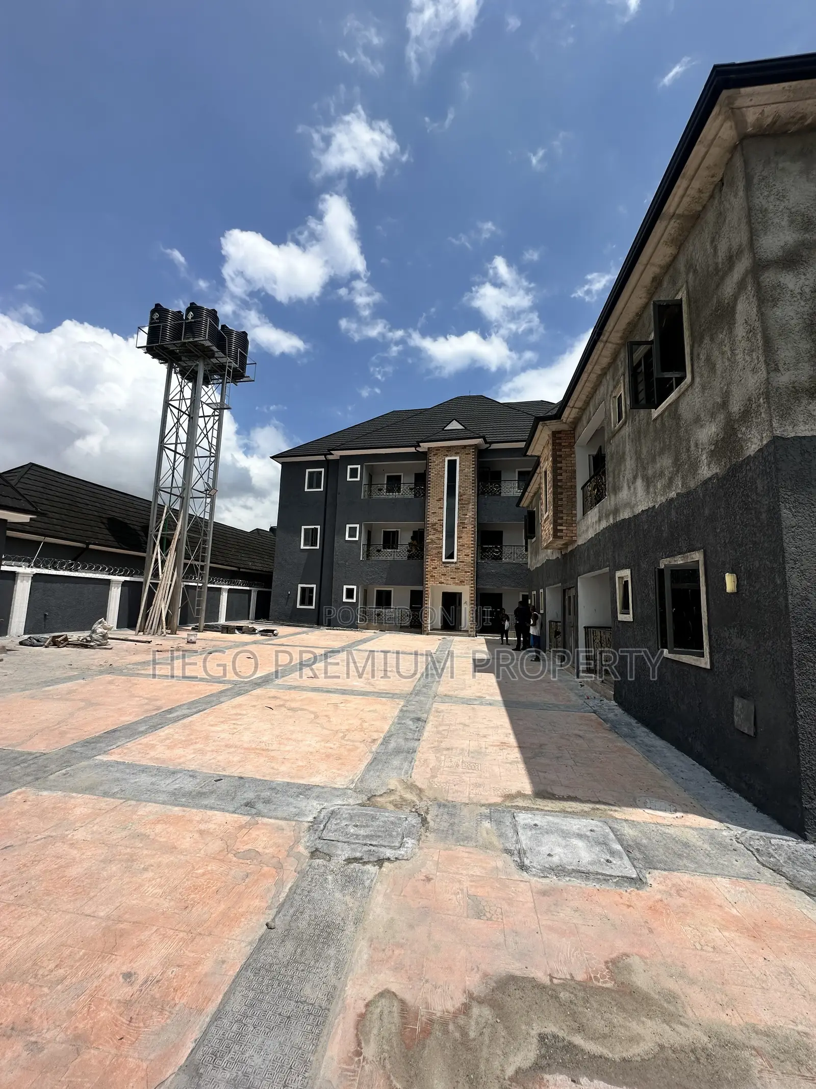 2bdrm Block of Flats in Japhta Favour Estate, Obio-Akpor for rent