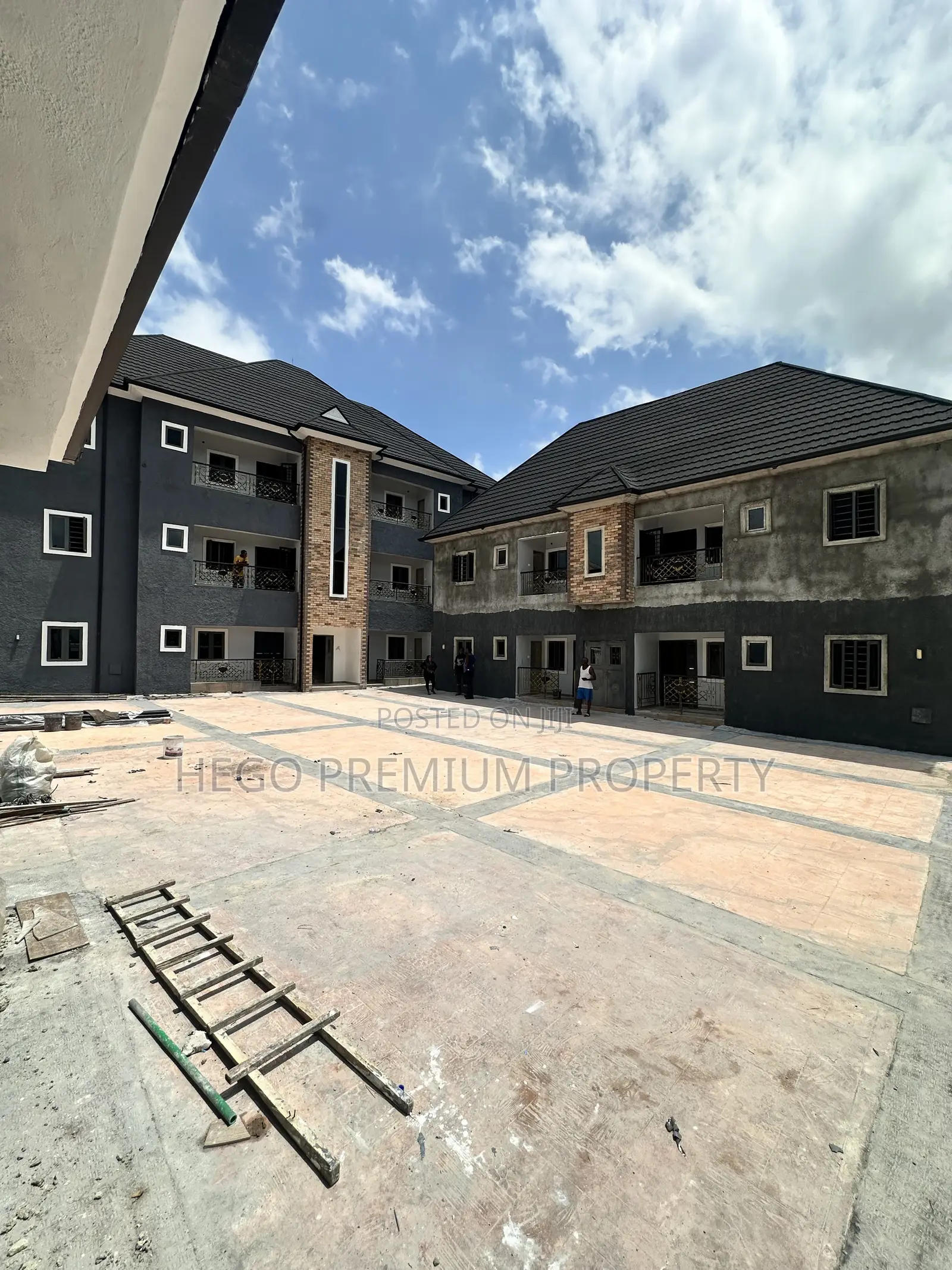 2bdrm Block of Flats in Japhta Favour Estate, Obio-Akpor for rent