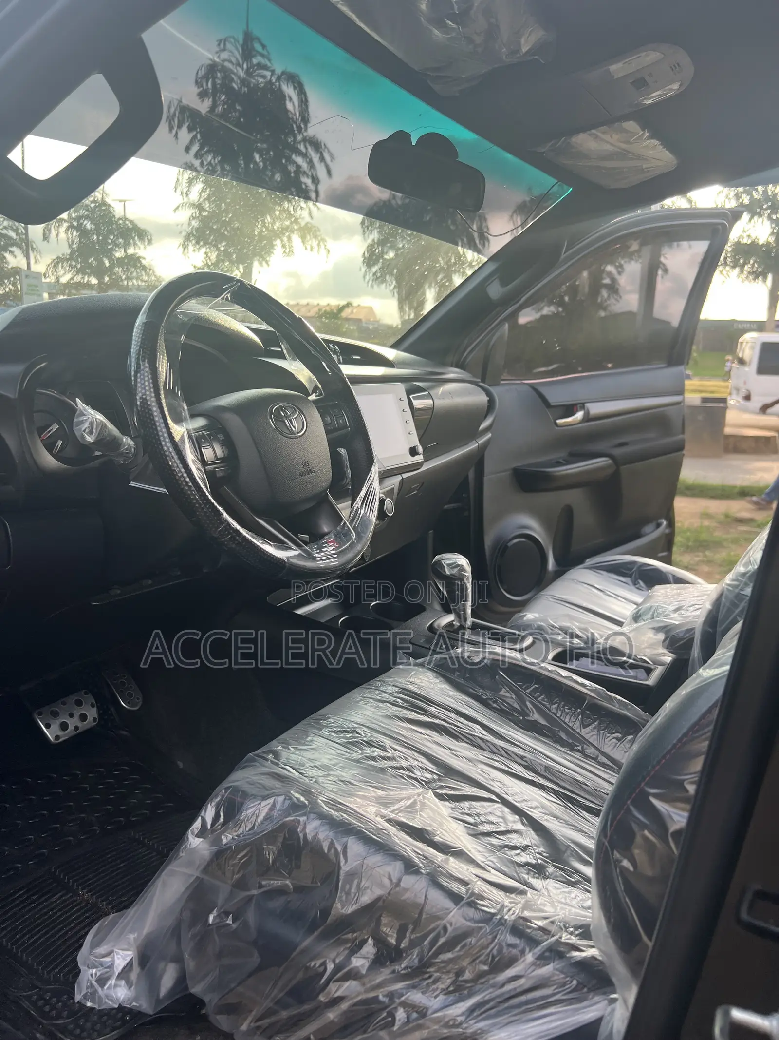 Toyota Hilux 2023 Black