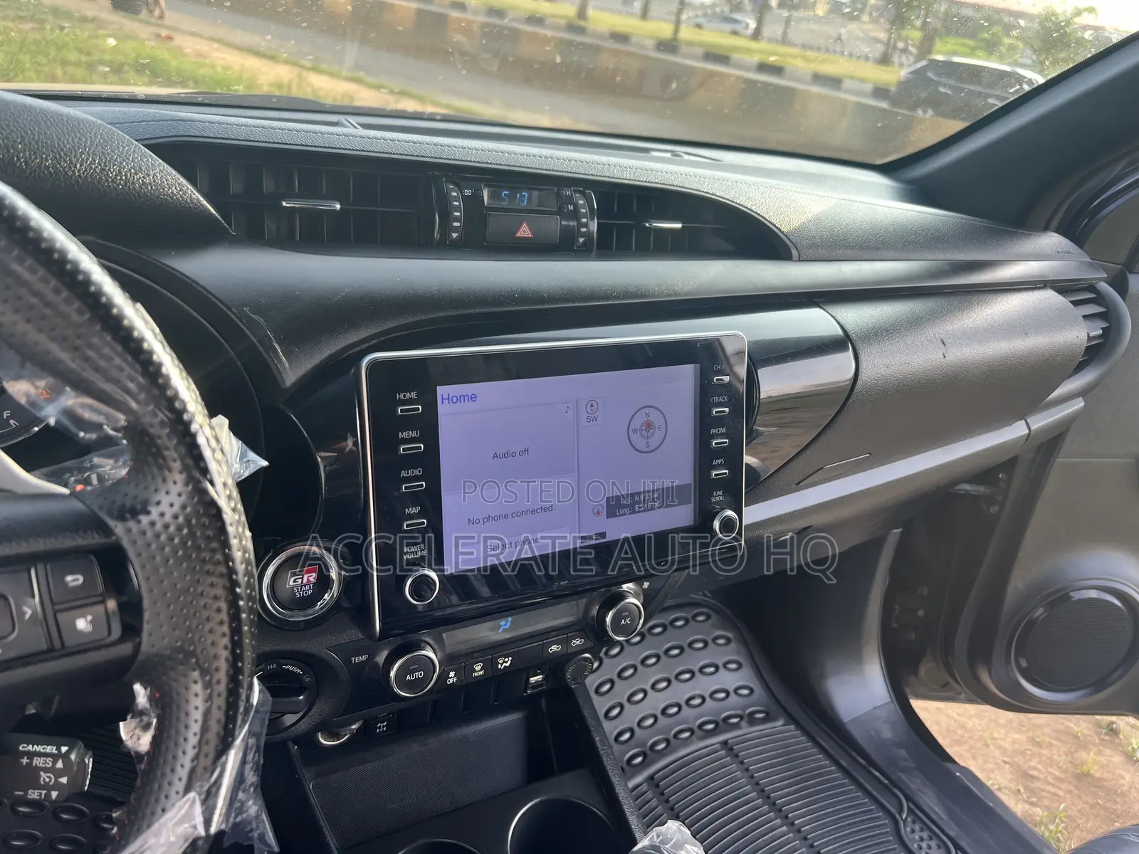 Toyota Hilux 2023 Black
