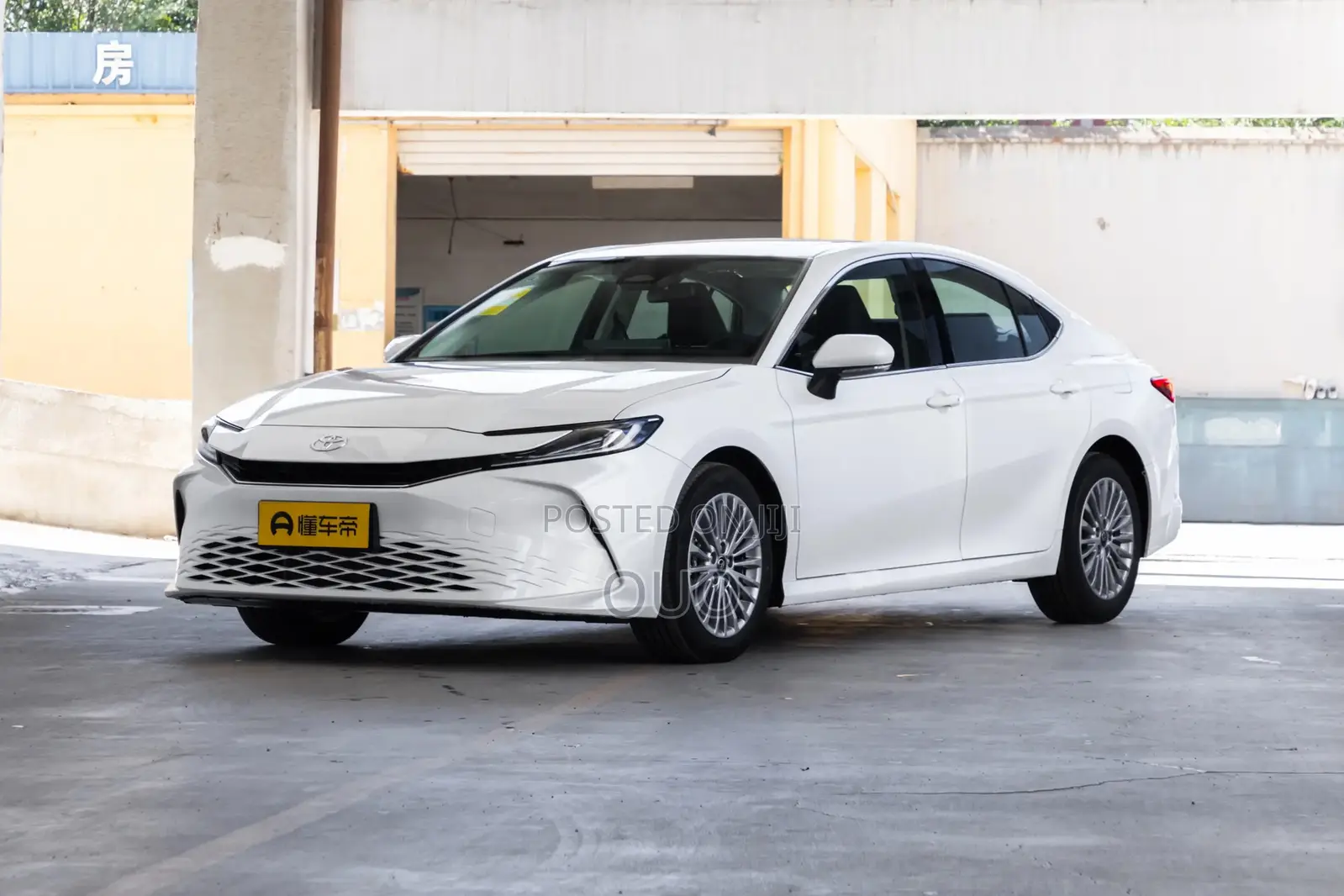 Toyota Camry 2026 White