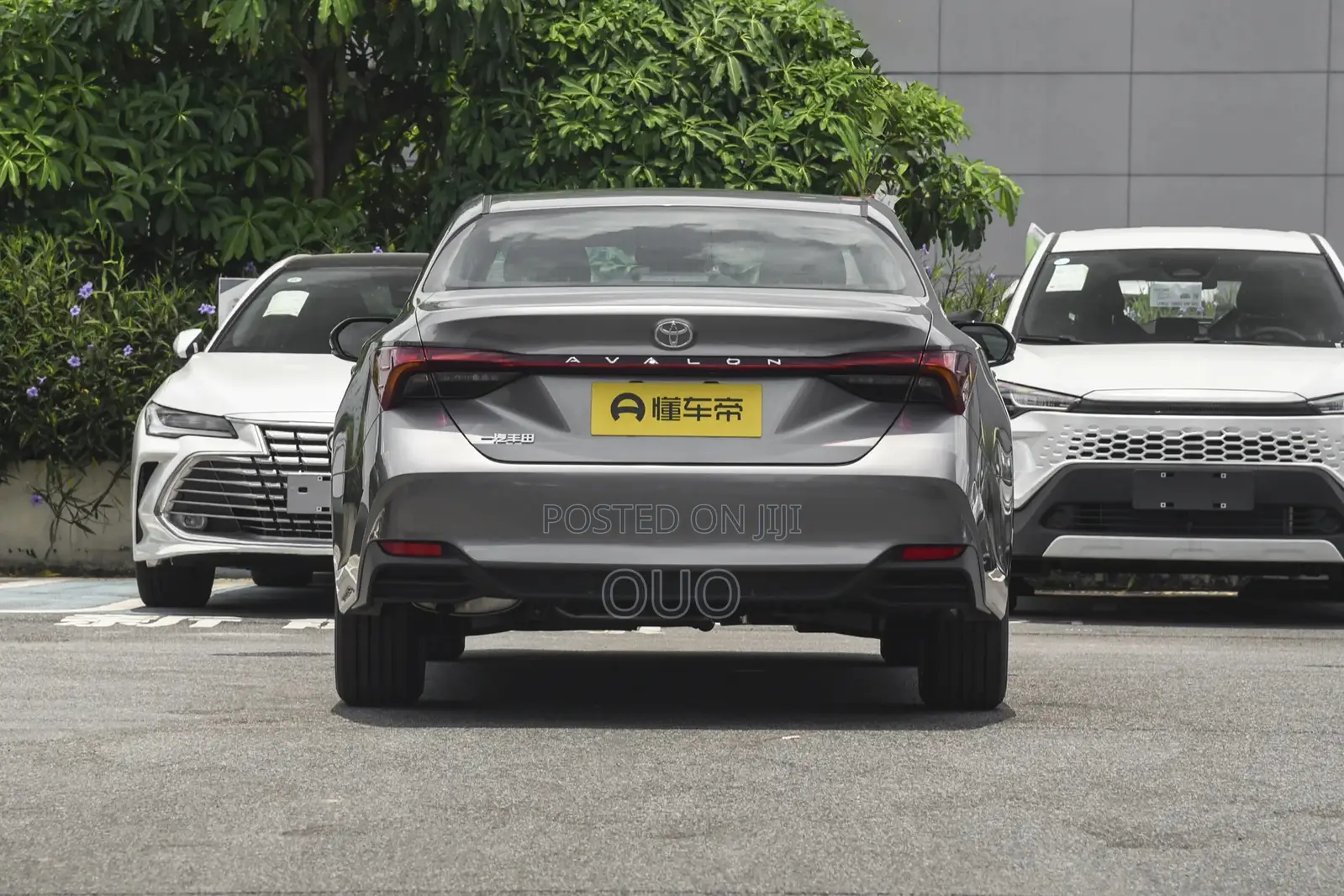 Toyota Avalon 2025 Gray