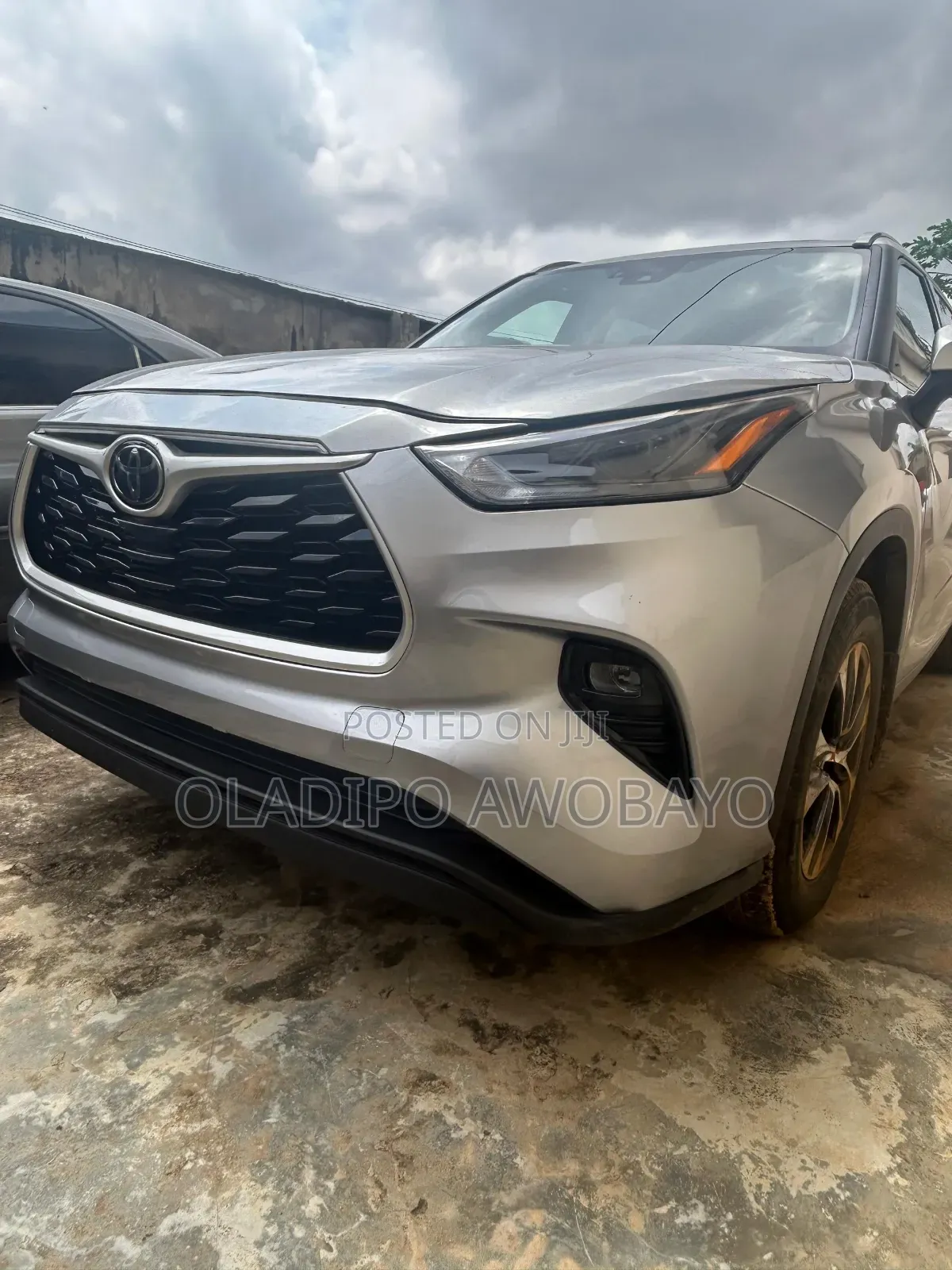 Toyota Highlander XLE 2022 Gray
