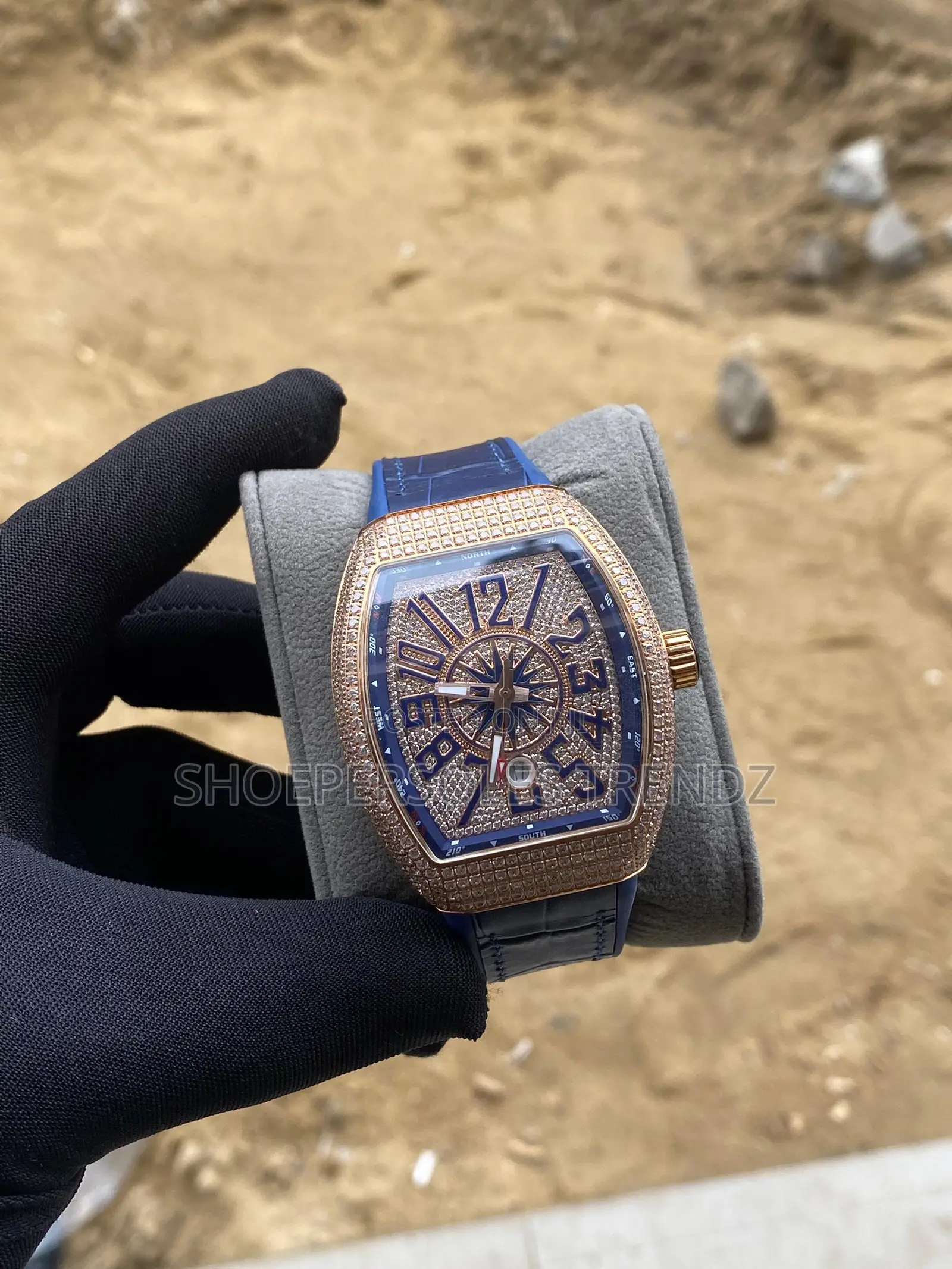 Men Lux Stoned Leather Watch