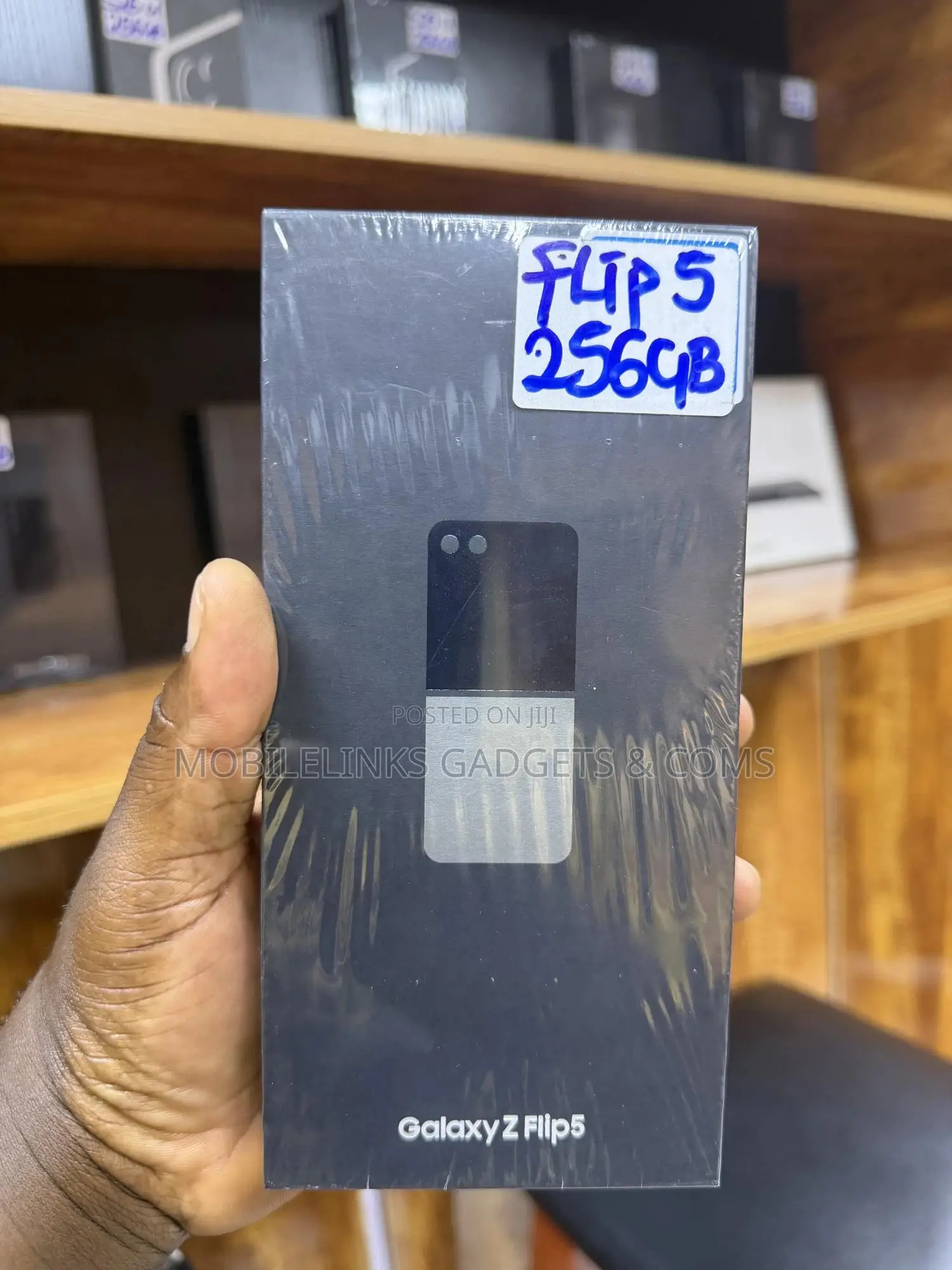 New Samsung Galaxy Z Flip5 256 GB Green