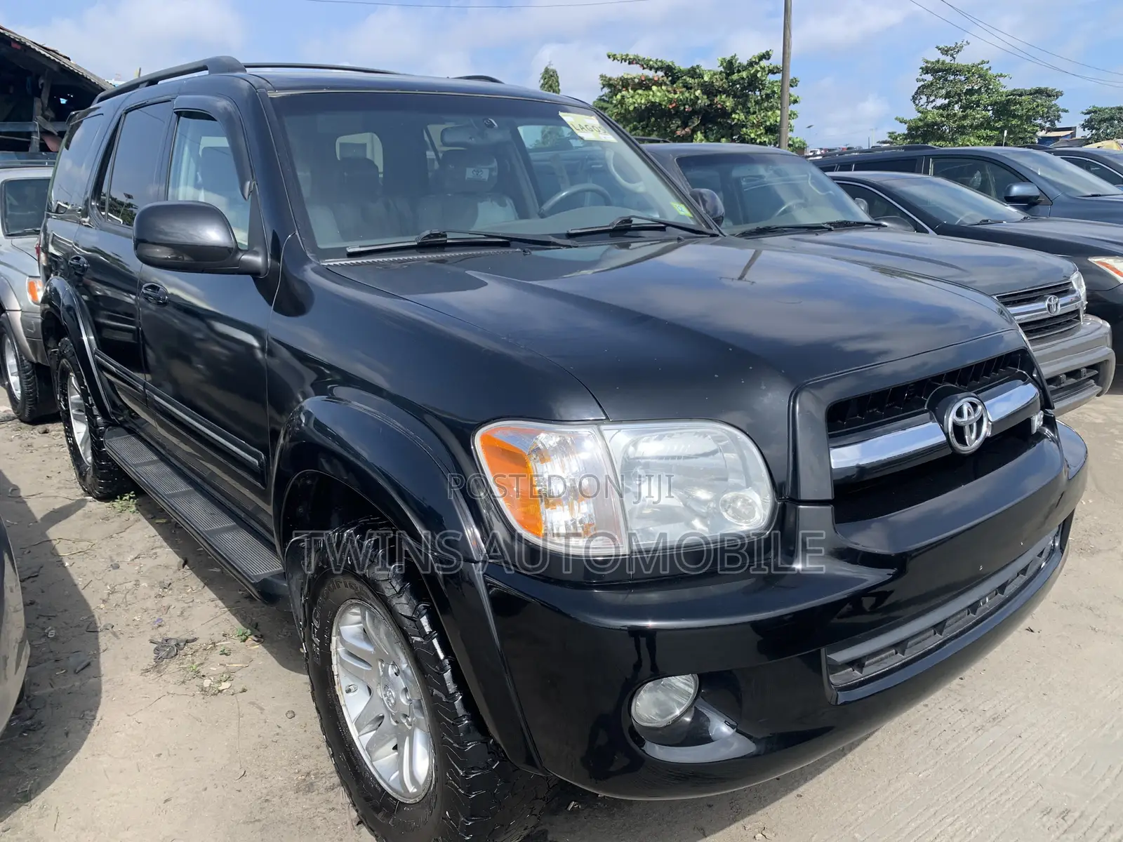 Toyota Sequoia Limited 4dr SUV 4WD (4.7L 8cyl 5A) 2007 Black