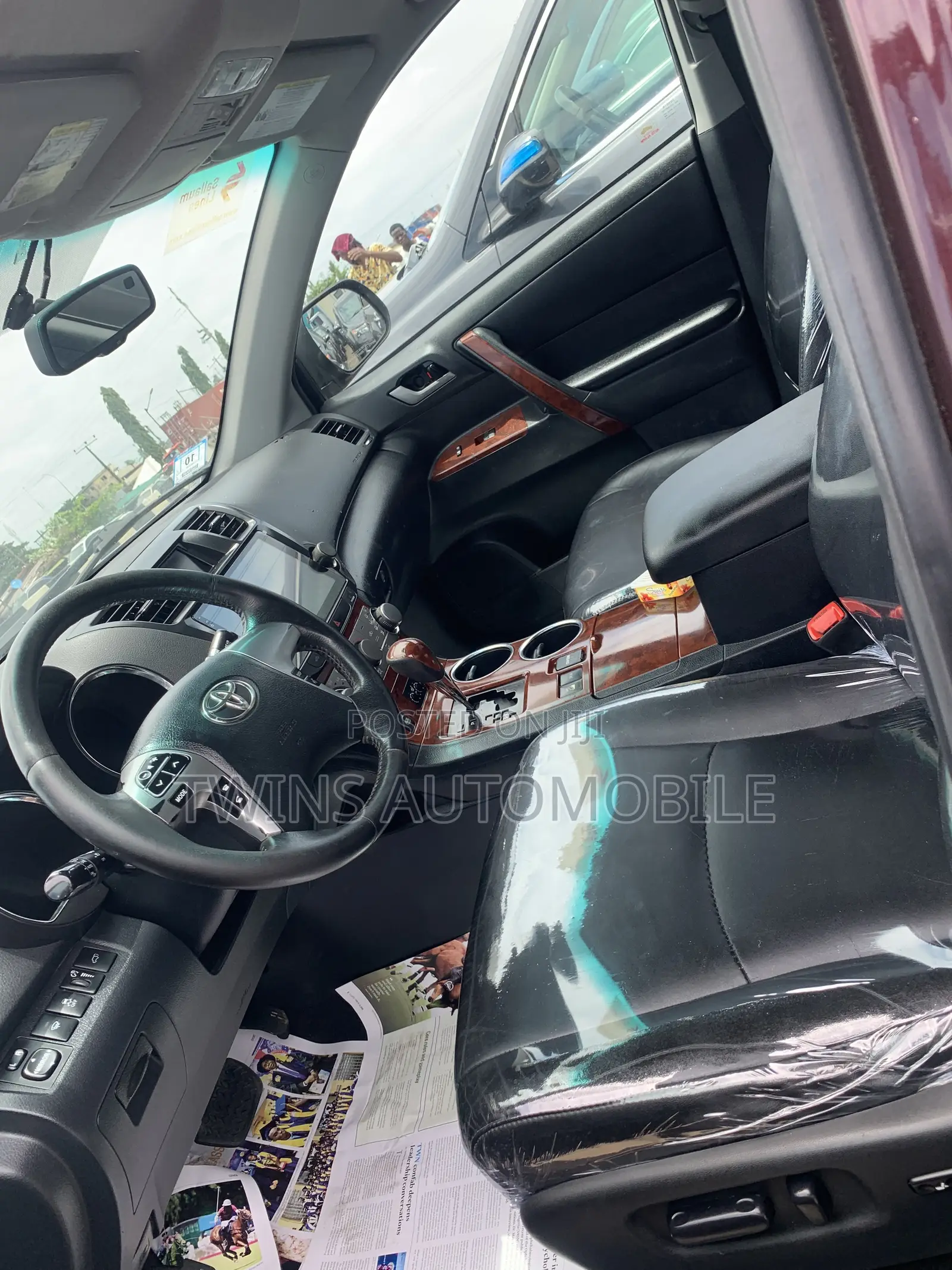 Toyota Highlander SE 2012 Red