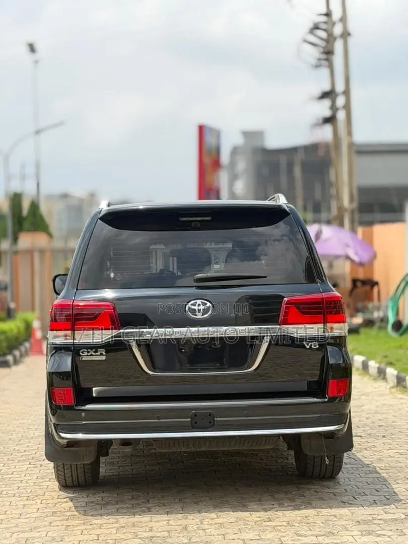 Toyota Land Cruiser 4.5 V8 VXR 2021 Black