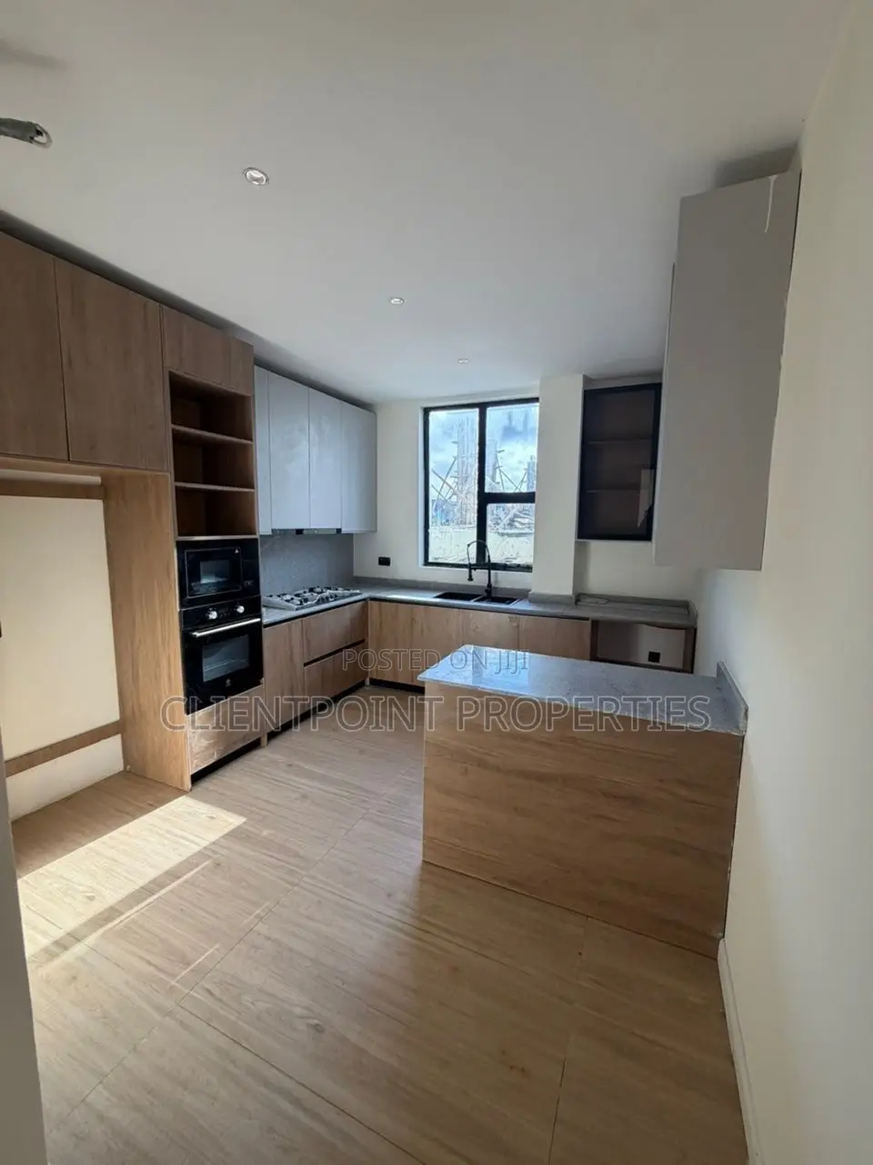 3bdrm Duplex in Spar Road, Ikate for sale