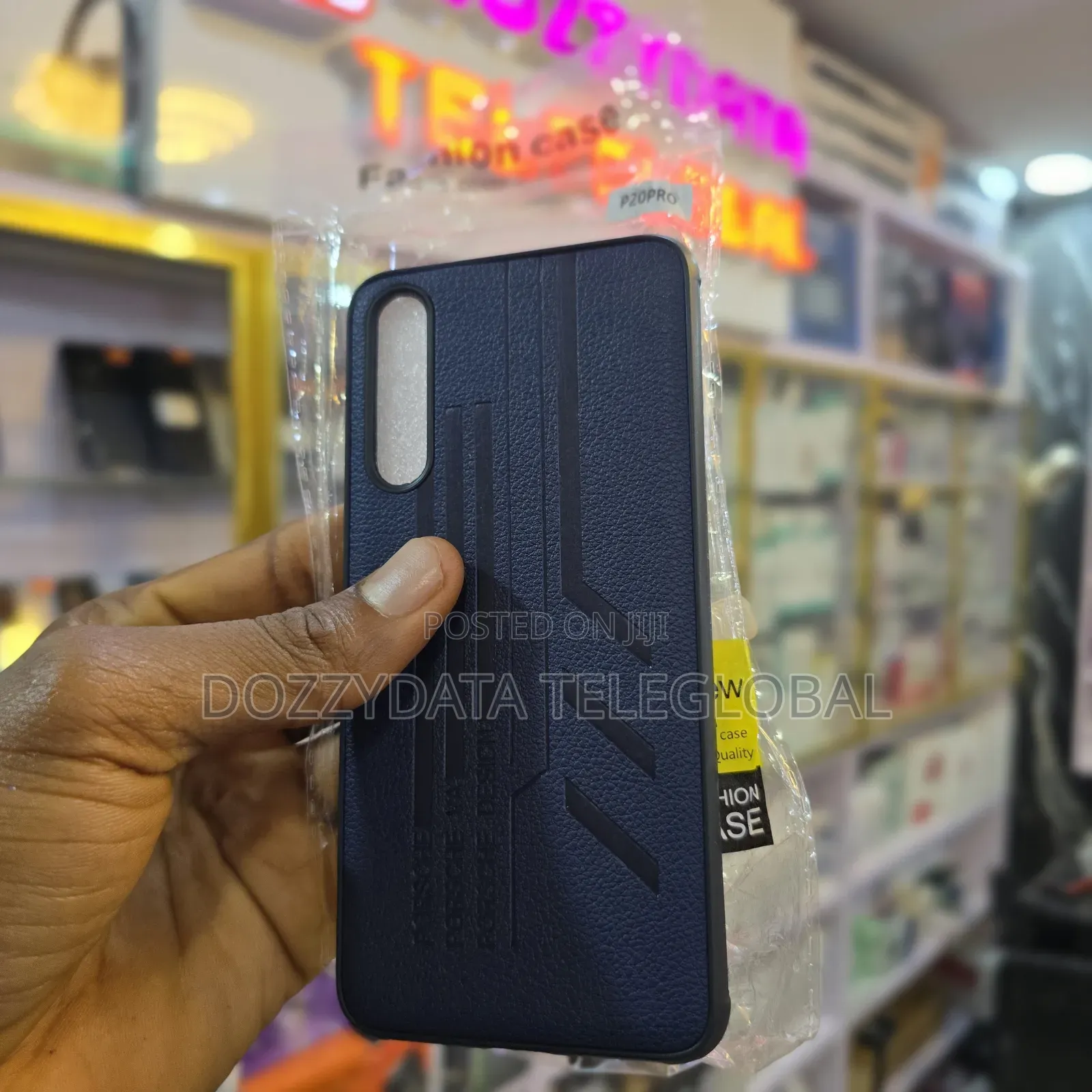Huawei P20 Pro Dark Blue Textured Leather Phone Case
