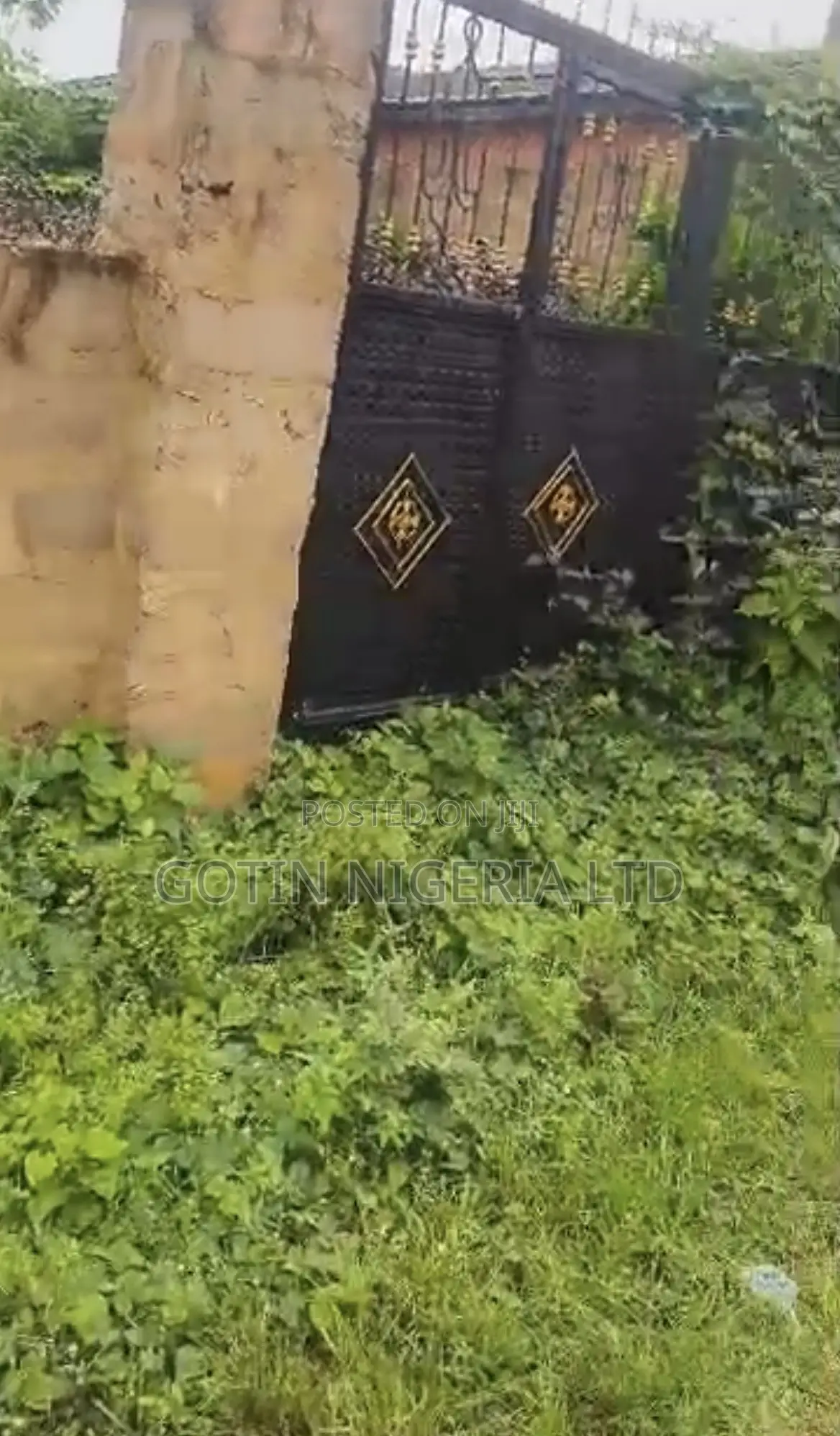 Distress Sale: Fenced 50×100ft Near Nunu Bakery, Obagie