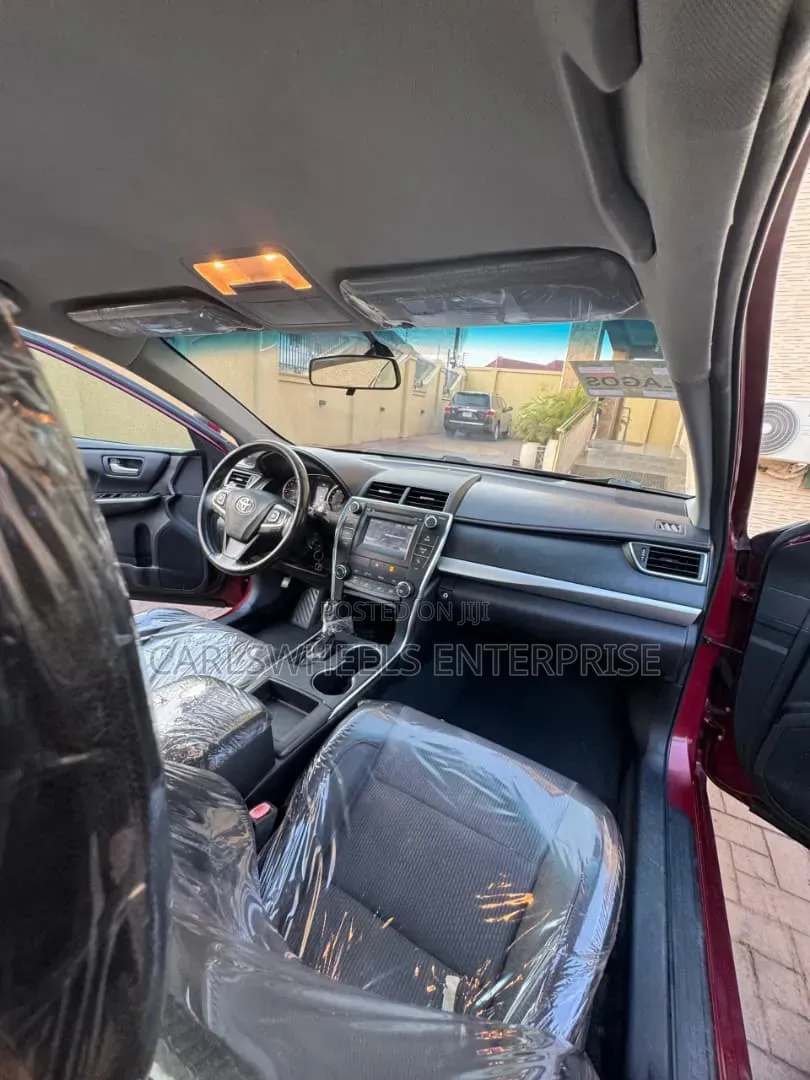 Toyota Camry 2017 Burgundy