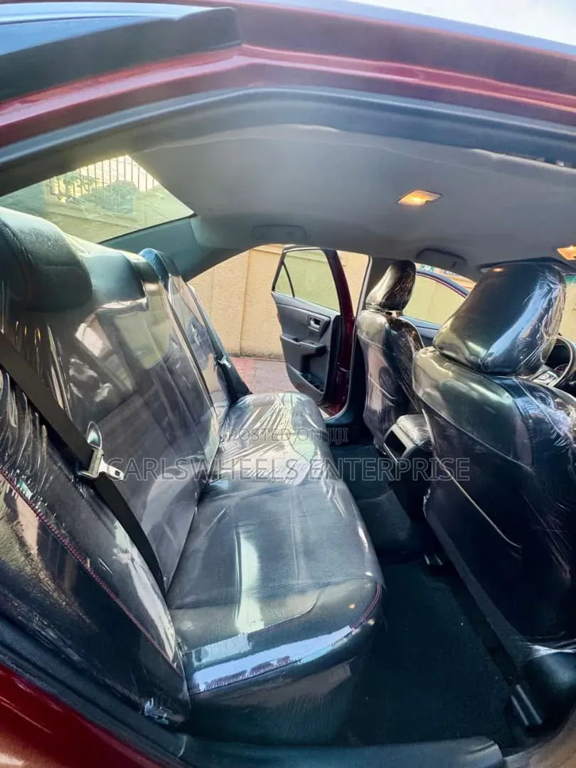 Toyota Camry 2017 Burgundy