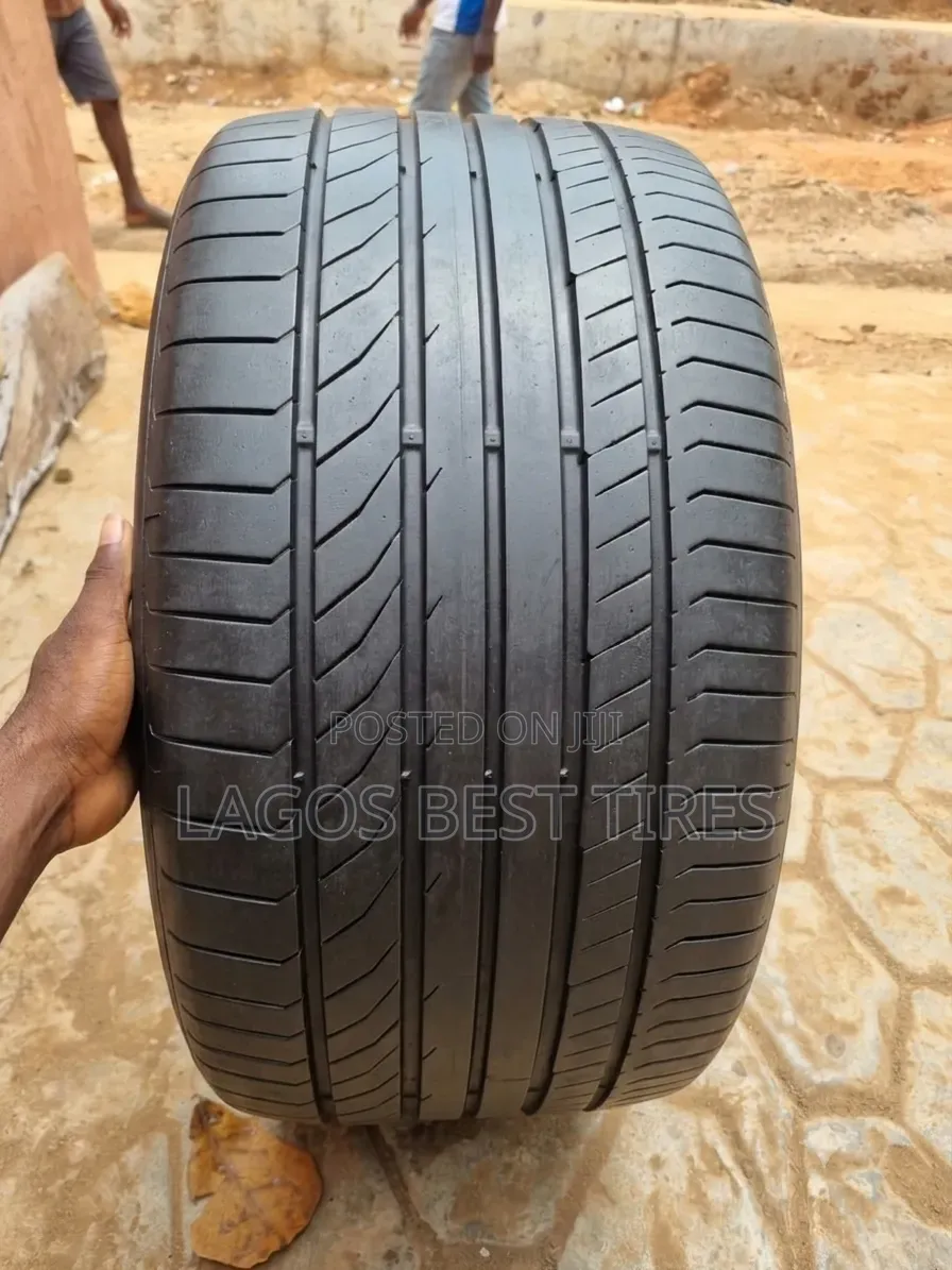 Selling a Super-Clean, High-Performance Continental 315/35 R22 Tyre.