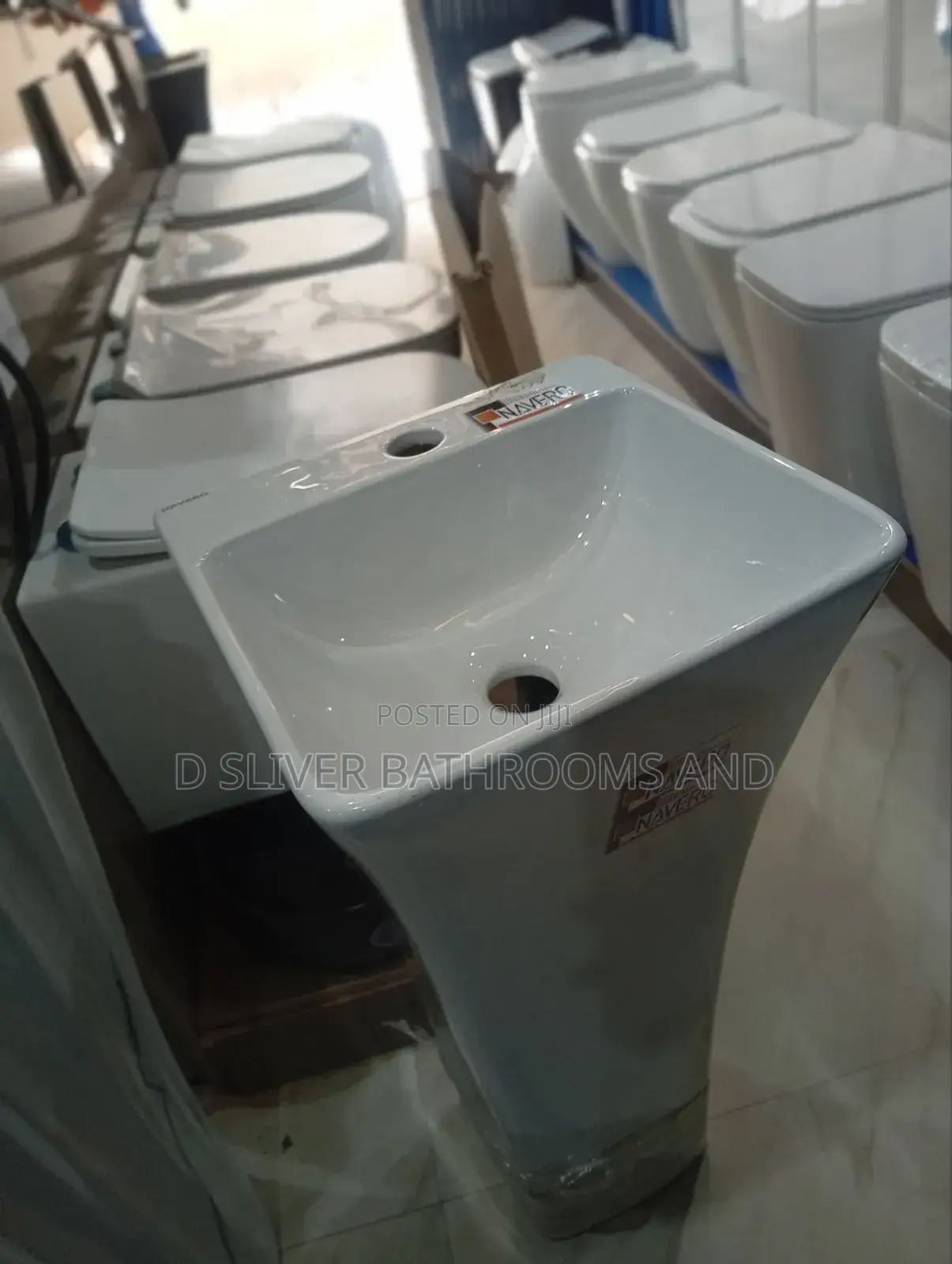 Free-Standing Ceramic Wash Basin Basins, Pedestal