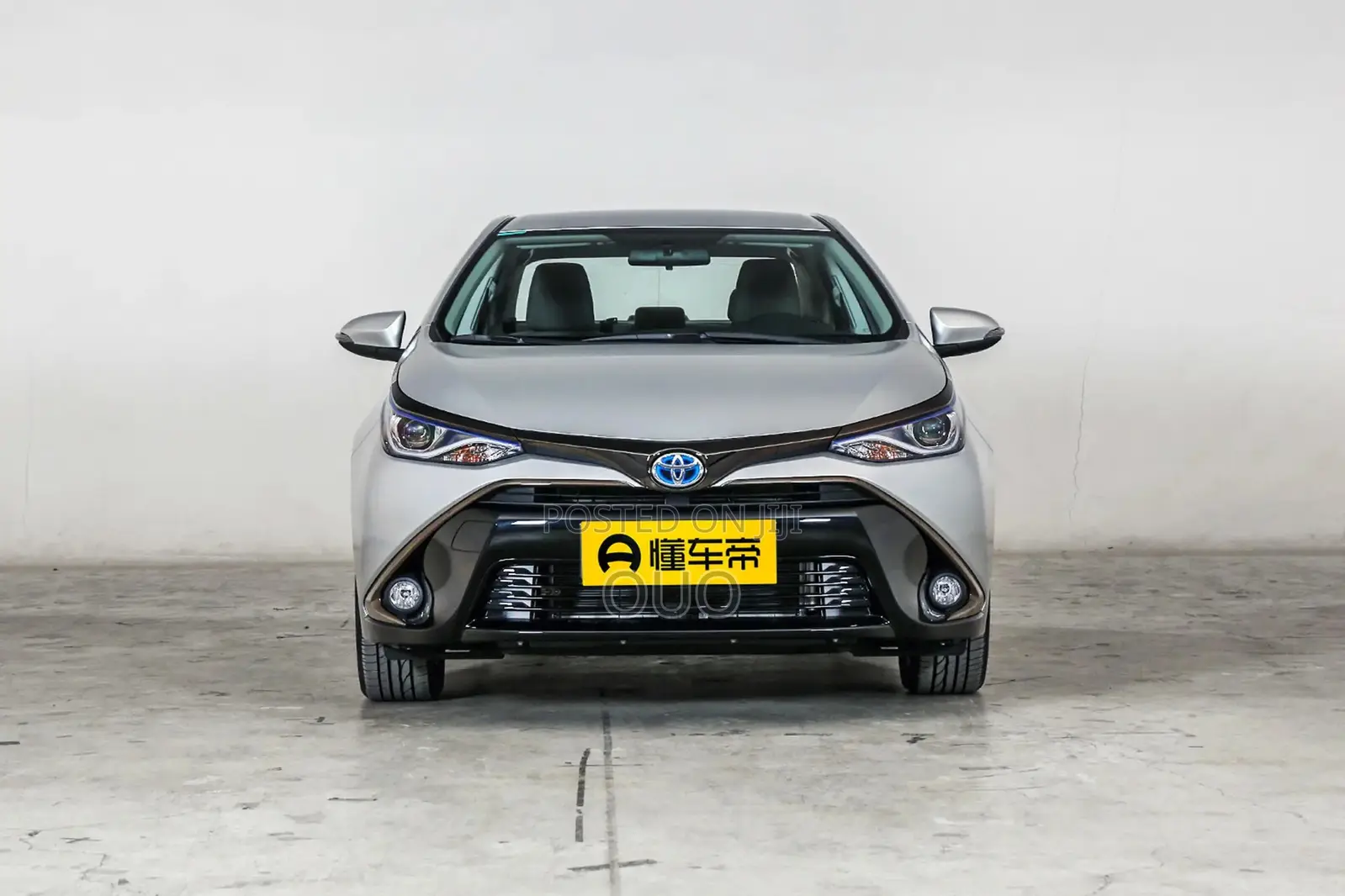 Toyota Lexcen 2020 Gray