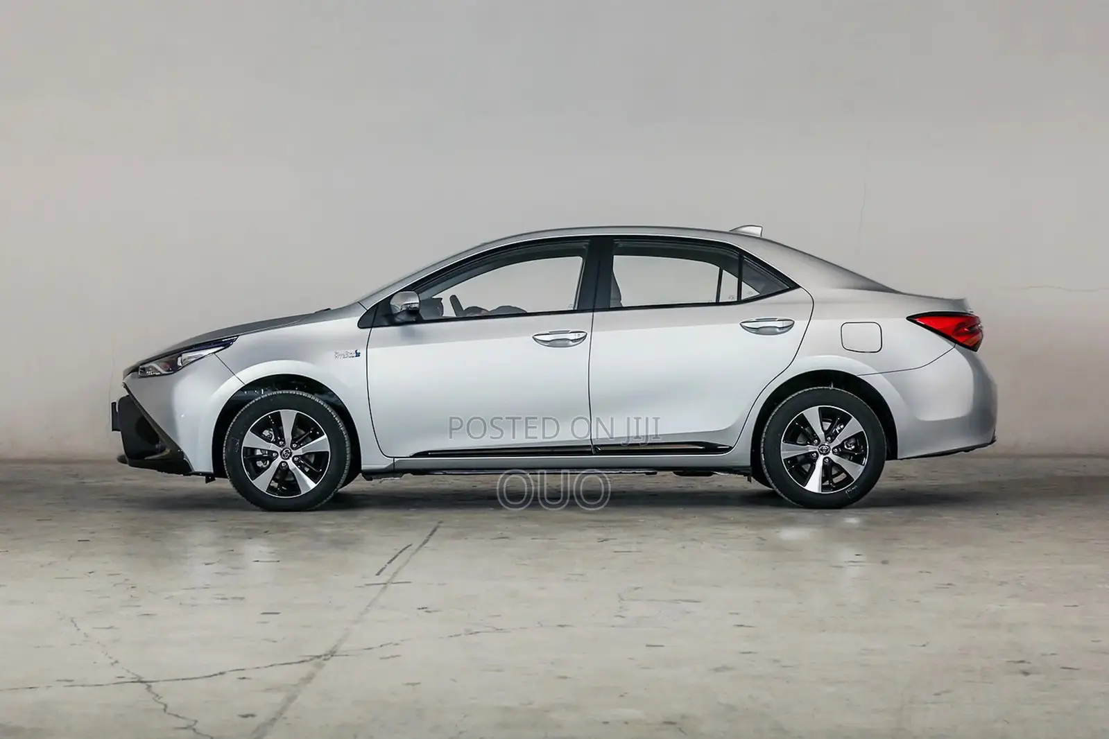 Toyota Lexcen 2020 Gray