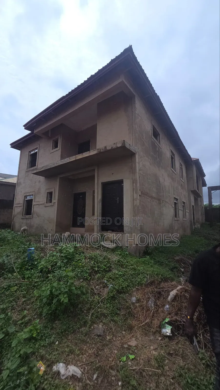 12bdrm Block of Flats in Ojoo for sale
