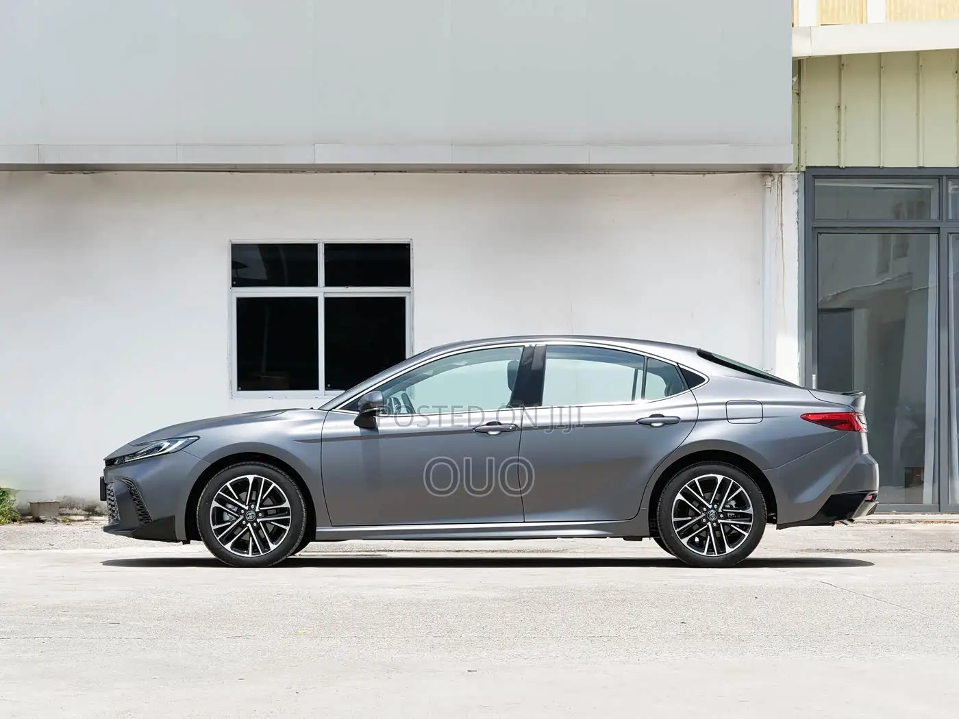 Toyota Camry Hybrid 2024 Gray