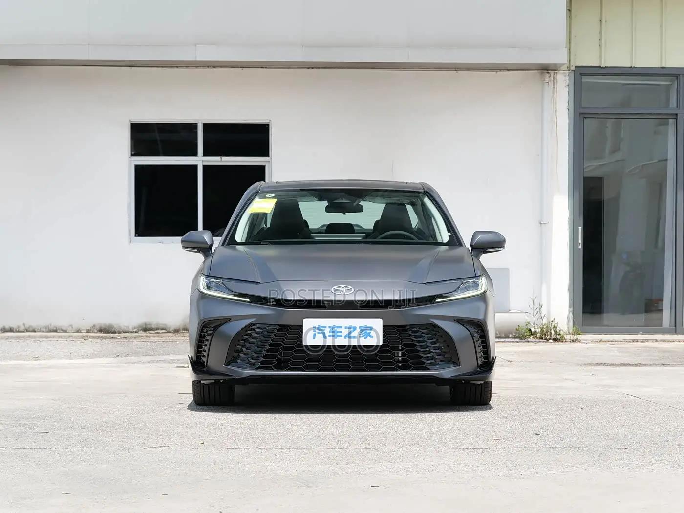 Toyota Camry Hybrid 2024 Gray