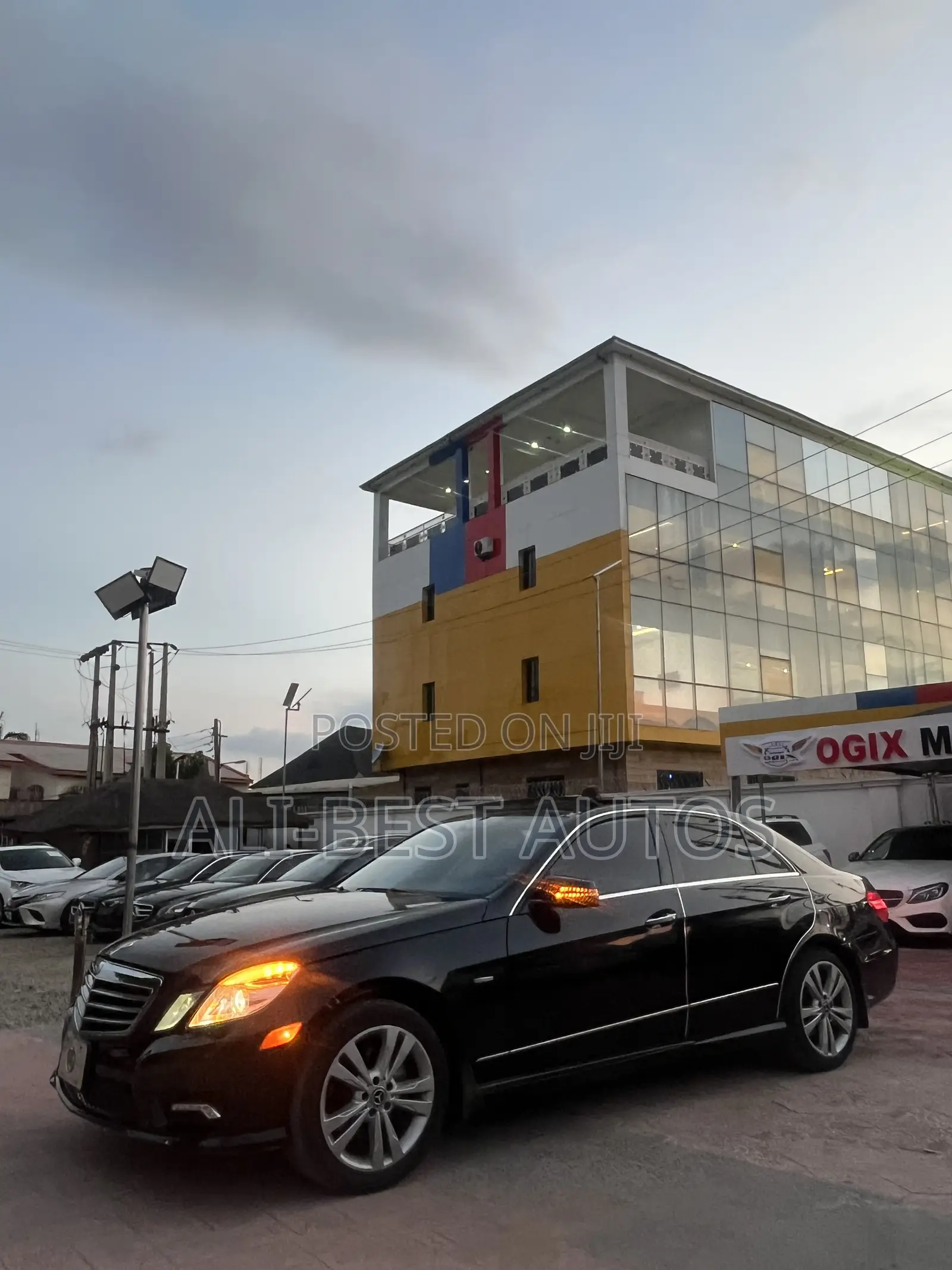 Mercedes-Benz E350 2011 Black